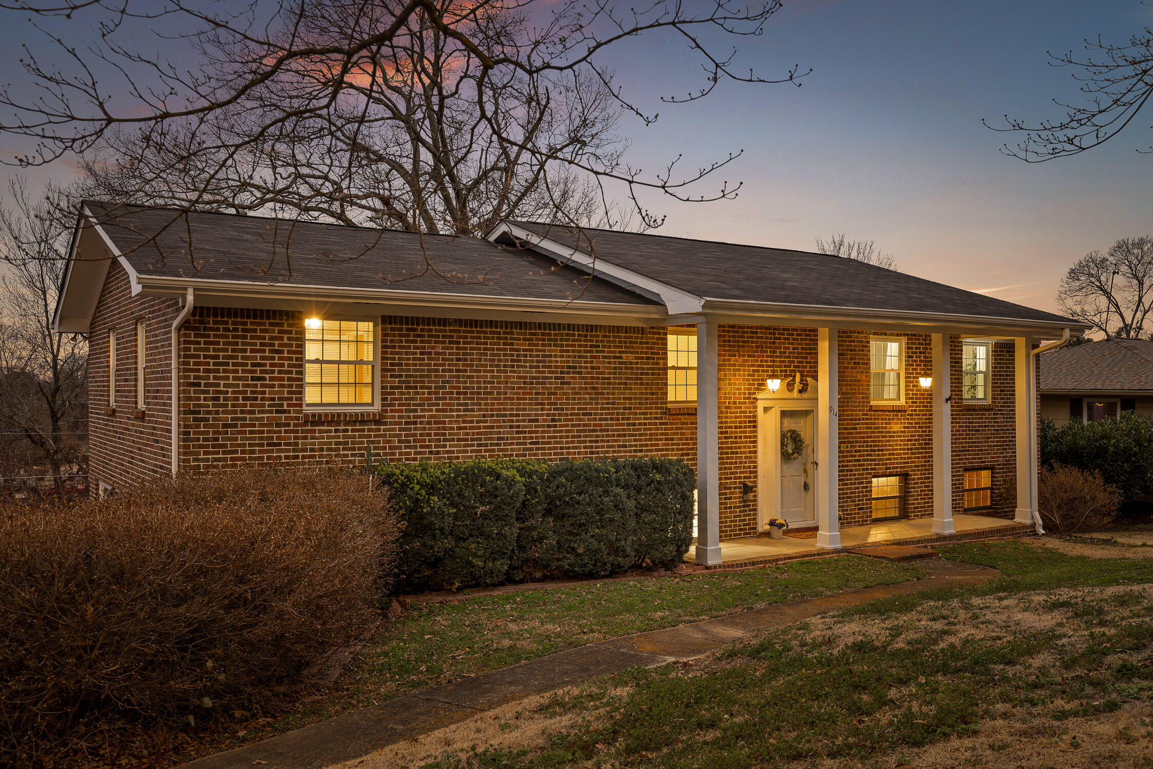 914 Belvoir Hills Circle