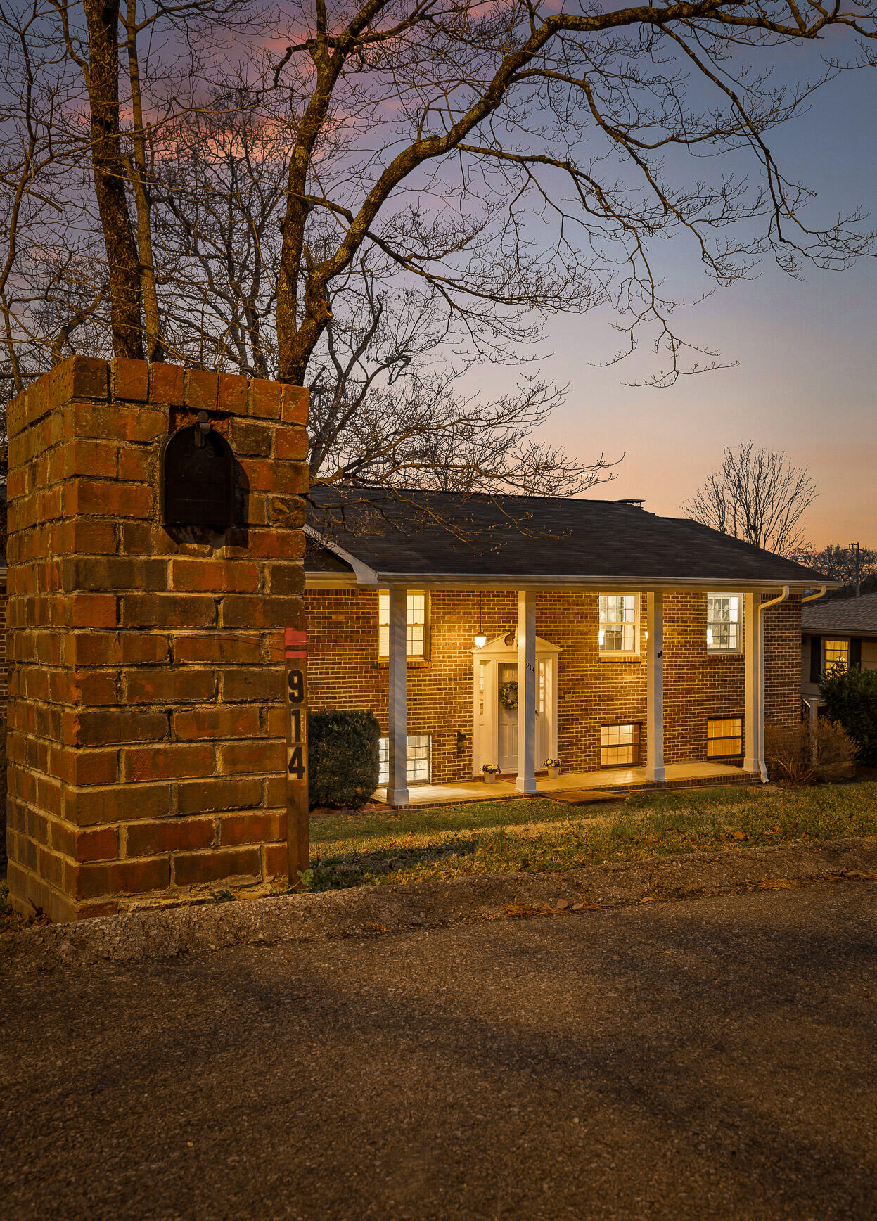 914 Belvoir Hills Circle