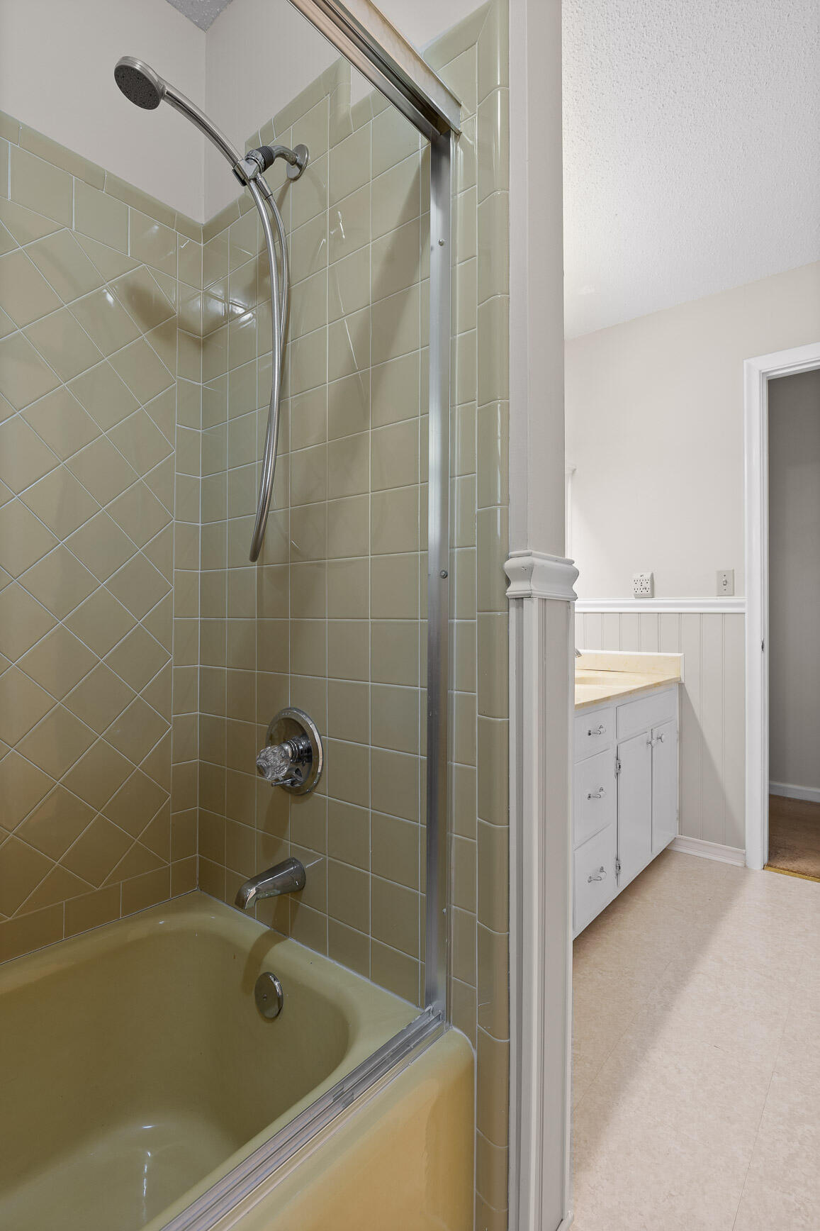 914 Belvoir Hills Circle