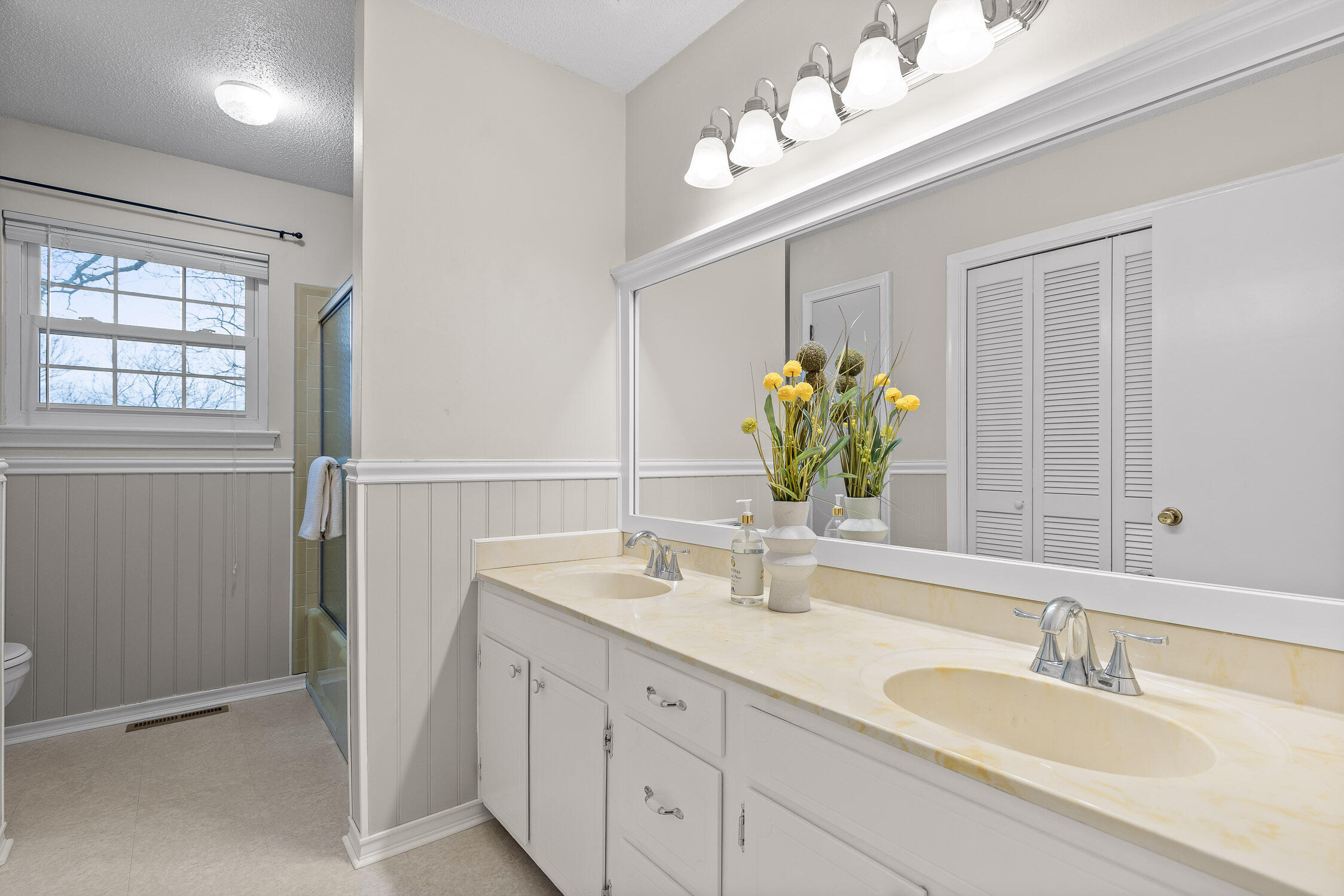 914 Belvoir Hills Circle