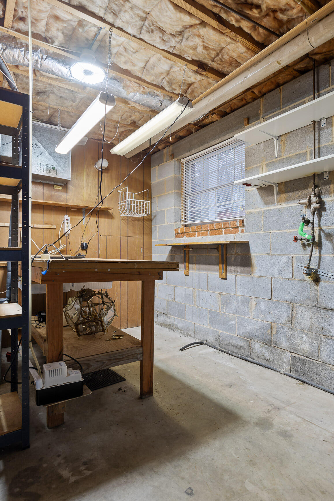 914 Belvoir Hills Circle