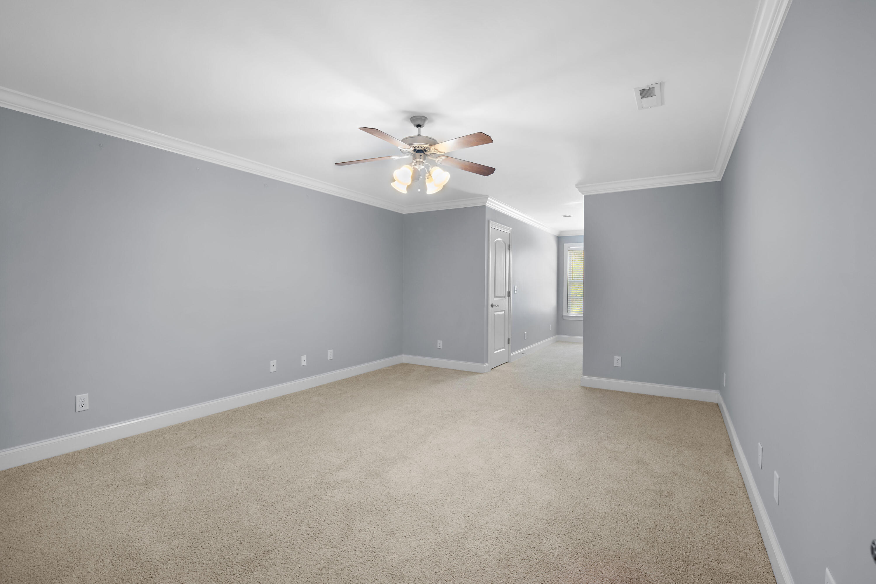 1037 Grey Oaks Lane