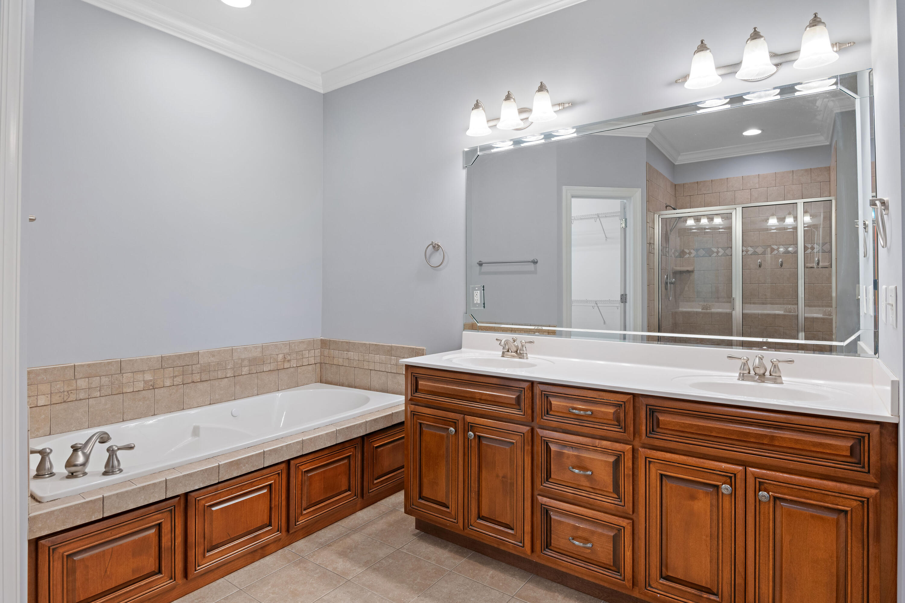 1037 Grey Oaks Lane