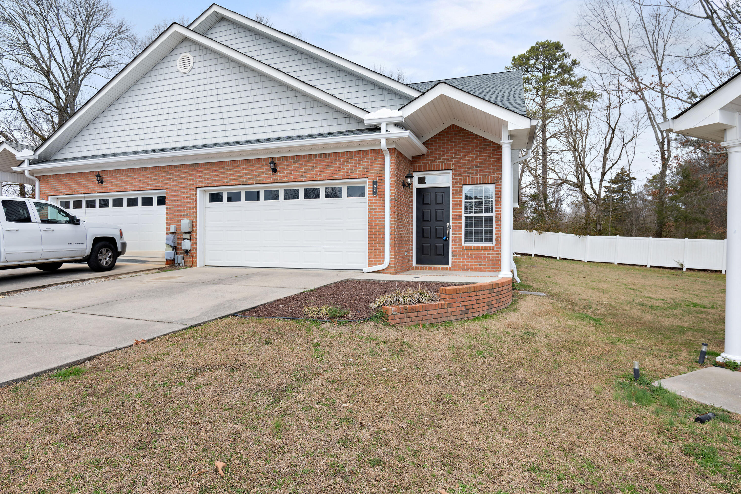 1037 Grey Oaks Lane
