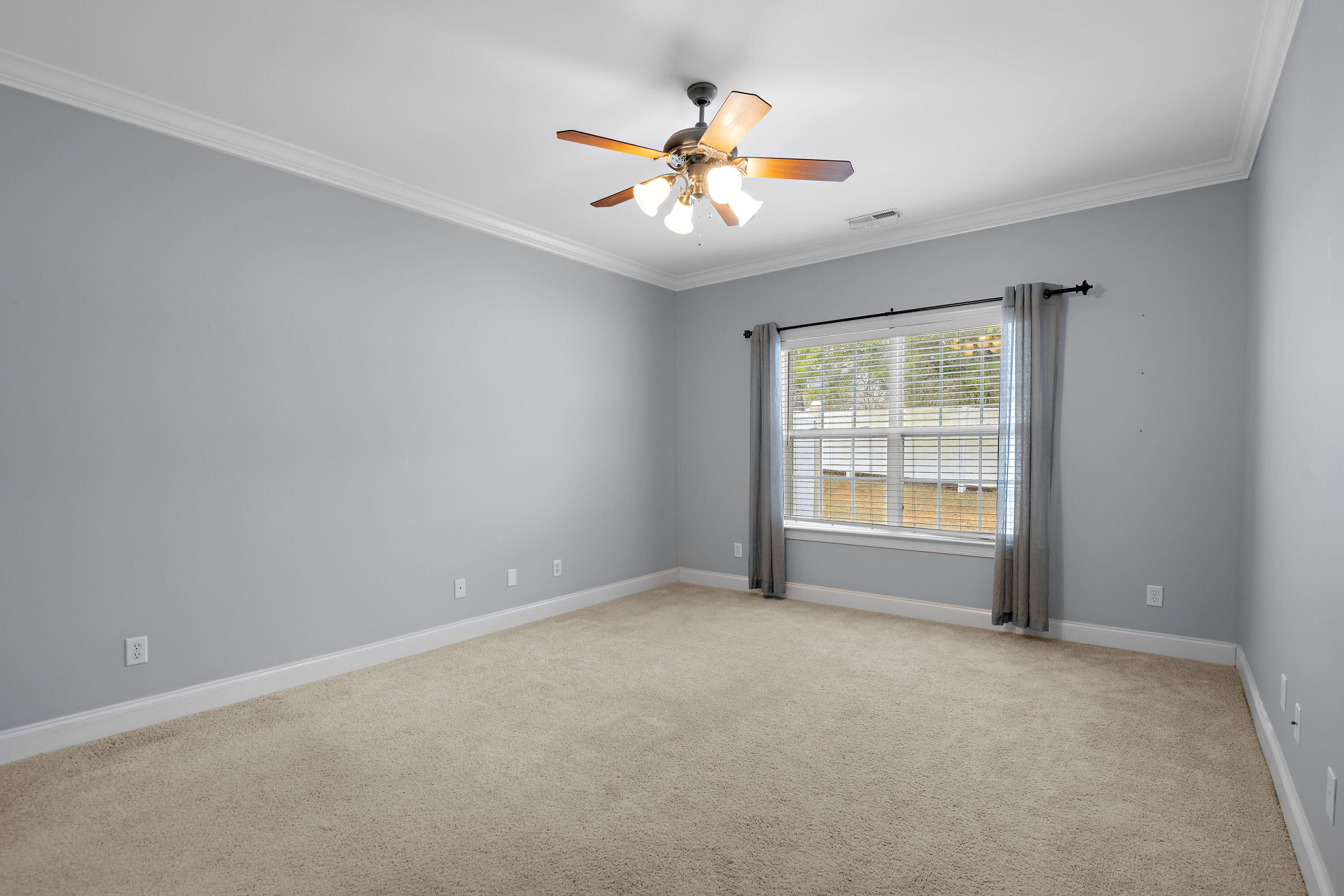 1037 Grey Oaks Lane