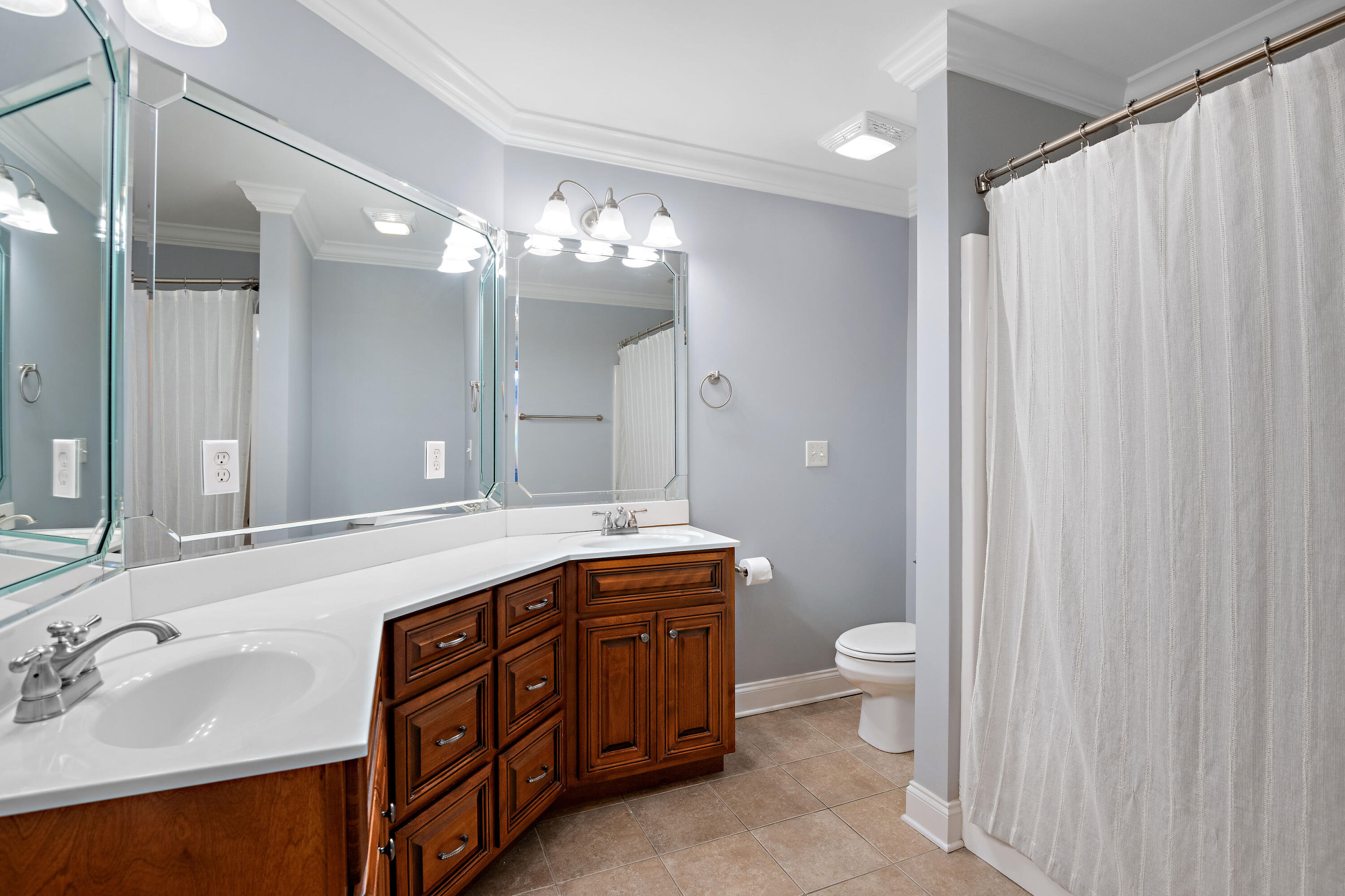 1037 Grey Oaks Lane