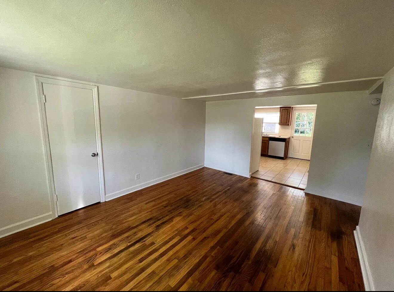 2165 Dugan Street, 2165/2167