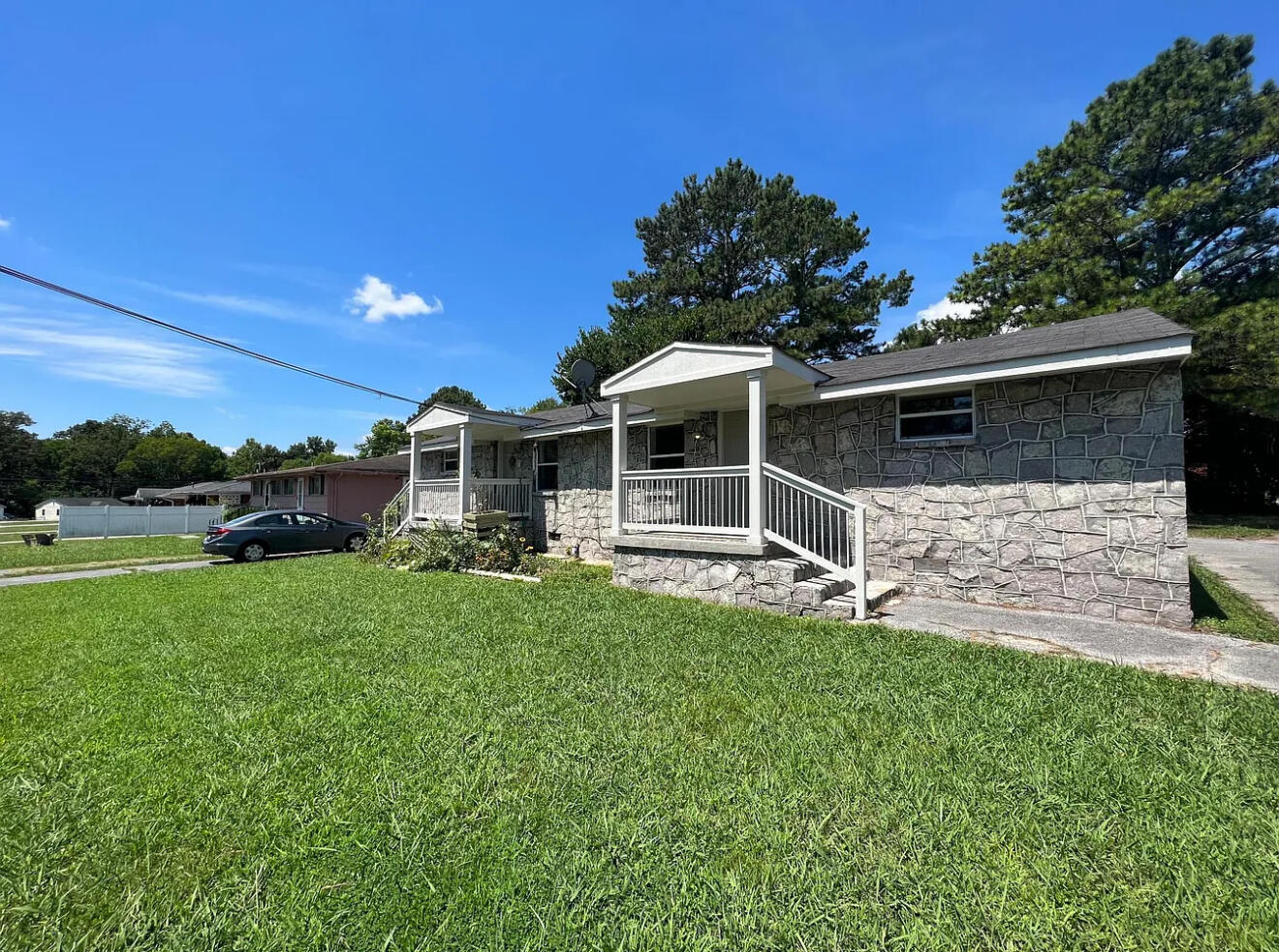 2165 Dugan Street, 2165/2167