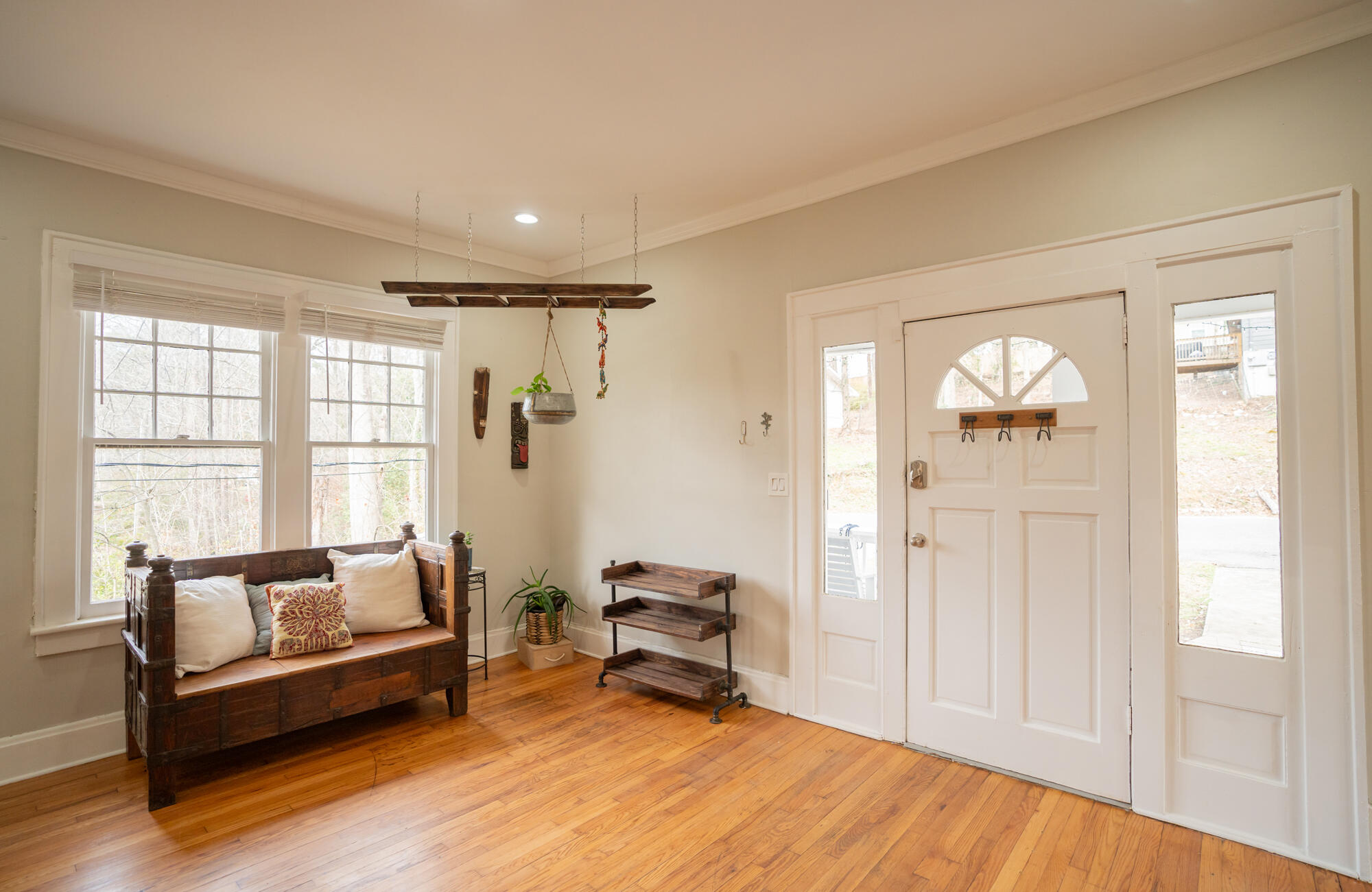 3516 Ridgevale Avenue