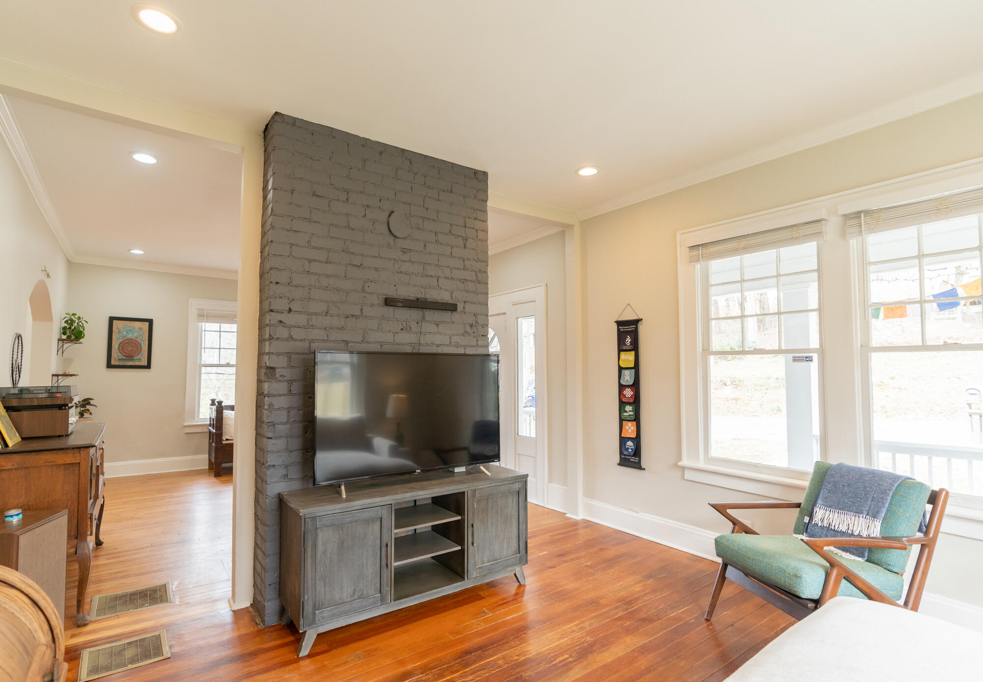 3516 Ridgevale Avenue