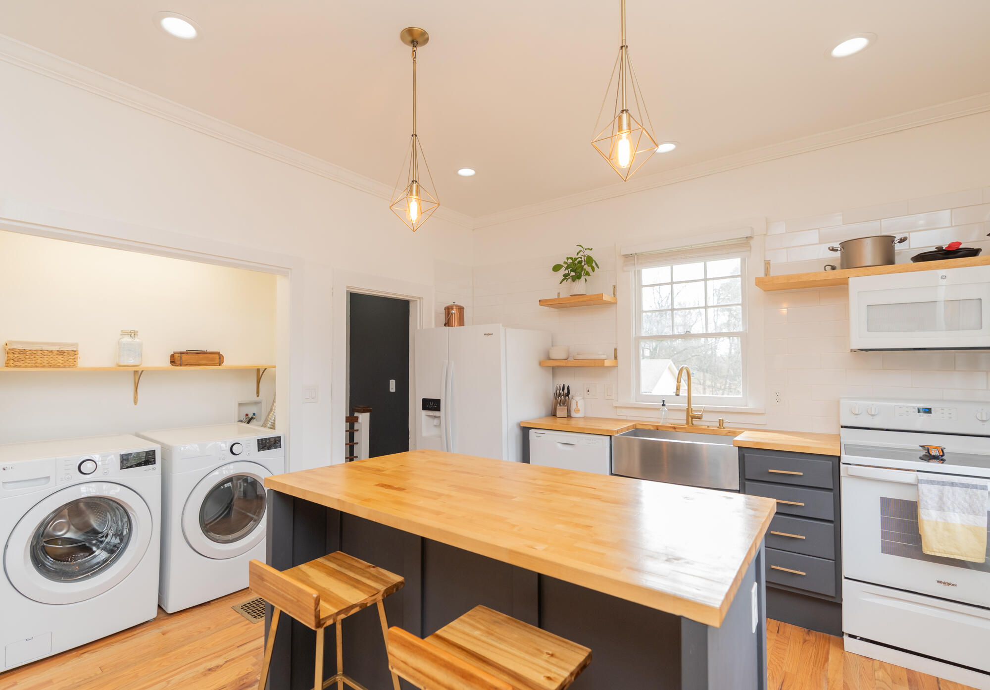 3516 Ridgevale Avenue