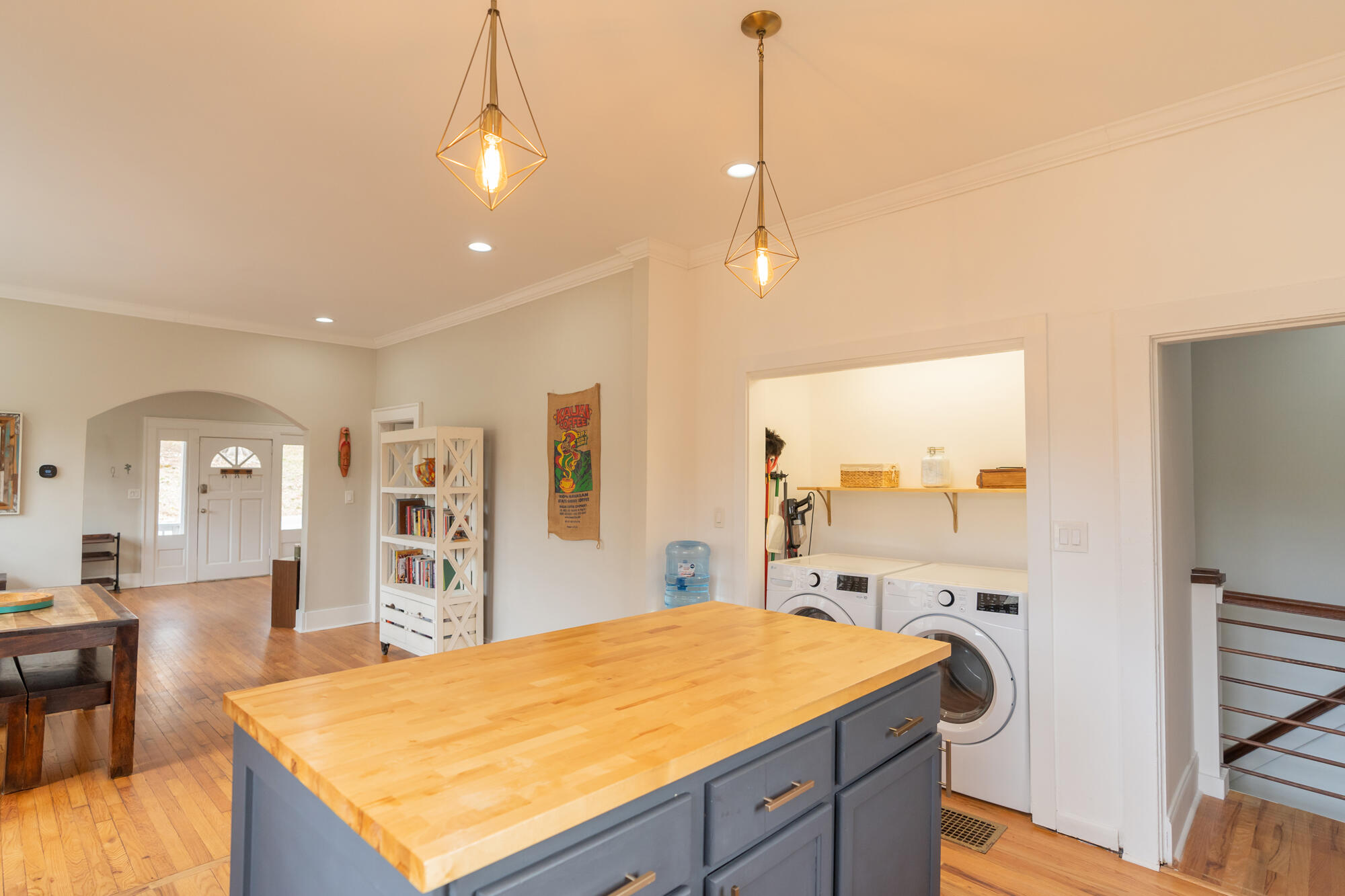 3516 Ridgevale Avenue