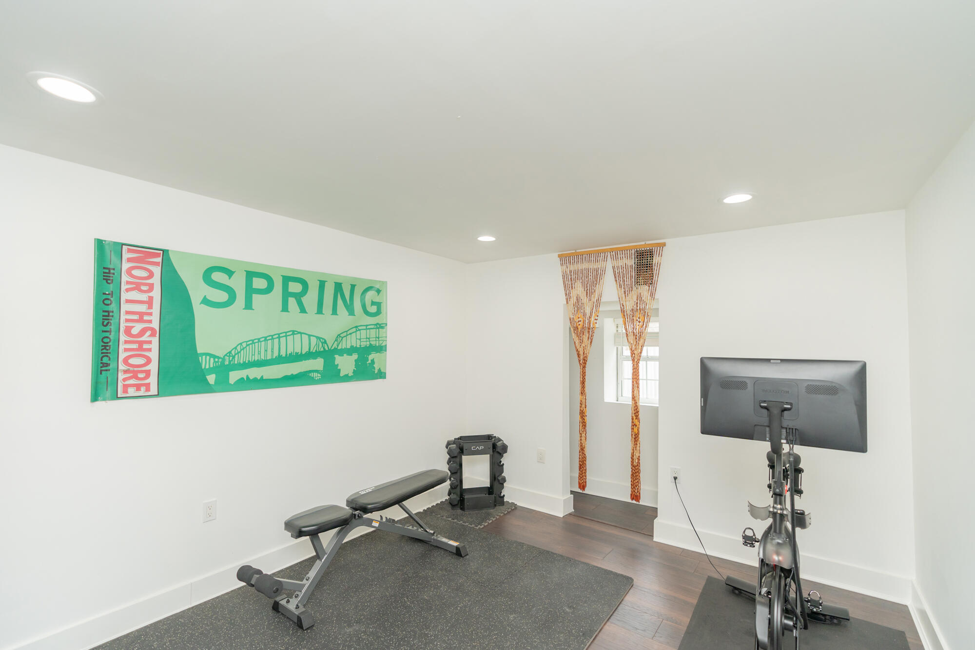 3516 Ridgevale Avenue