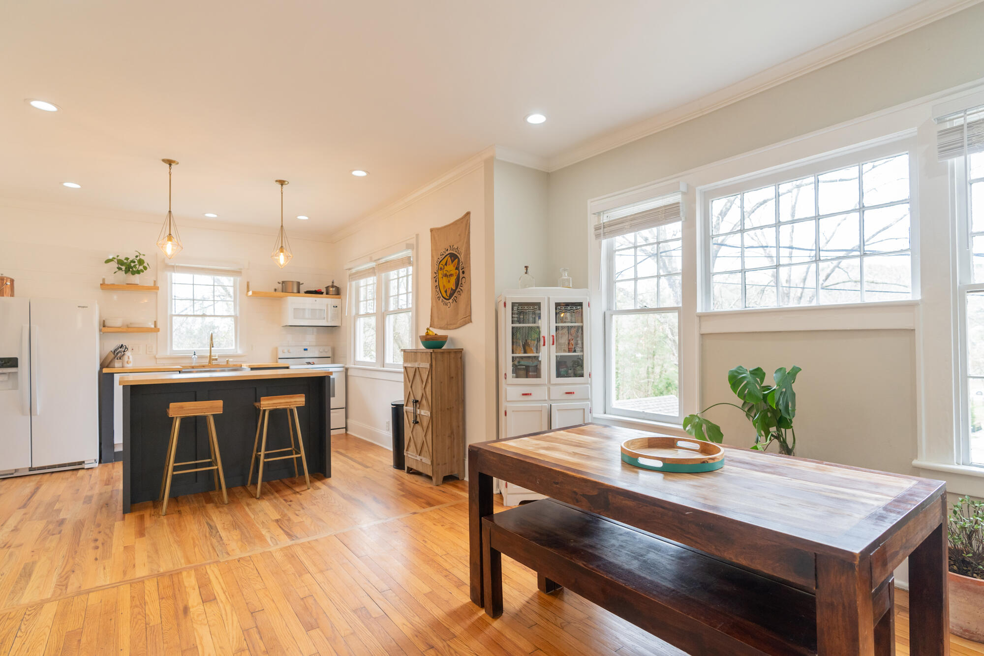 3516 Ridgevale Avenue