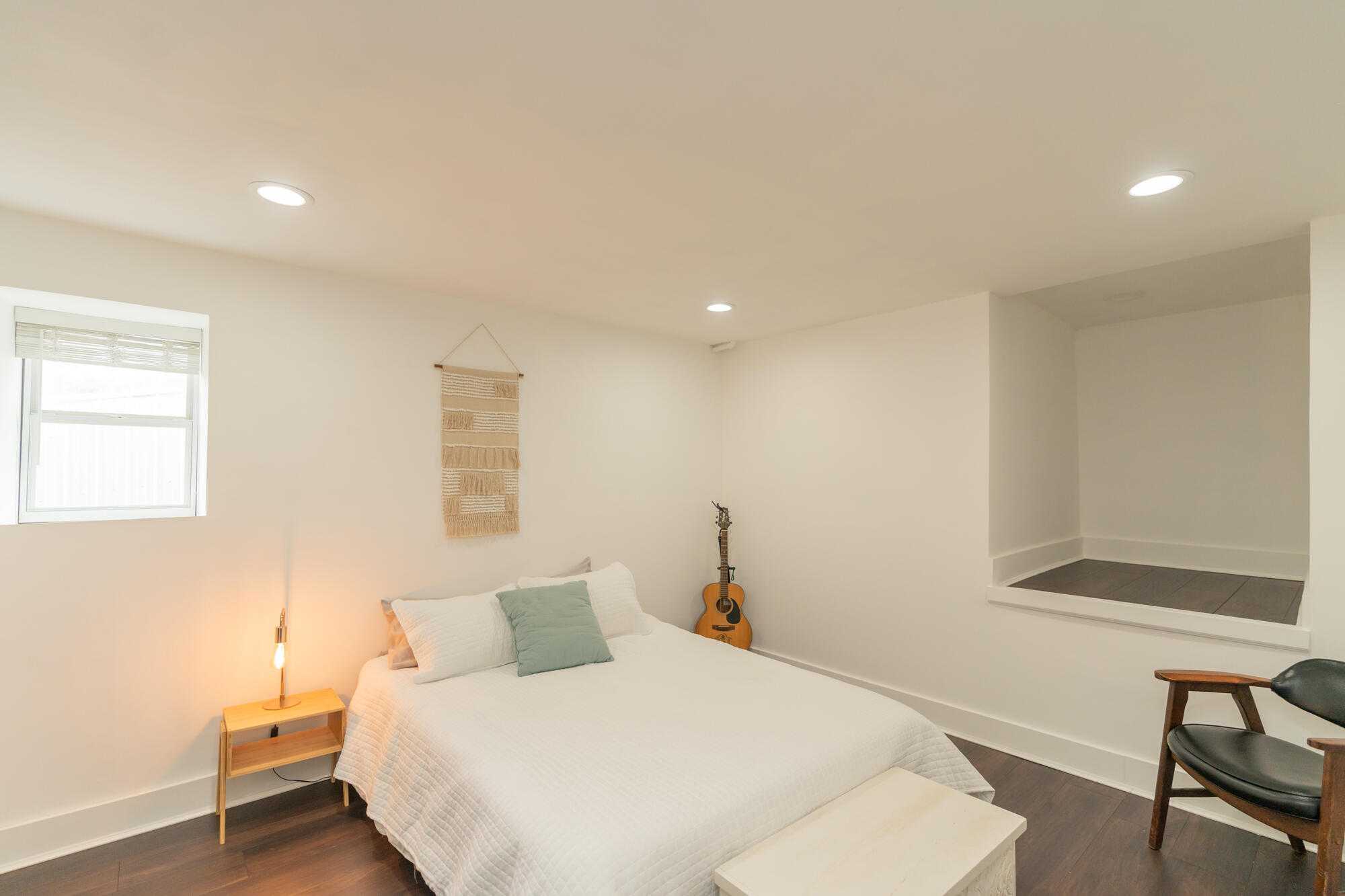 3516 Ridgevale Avenue