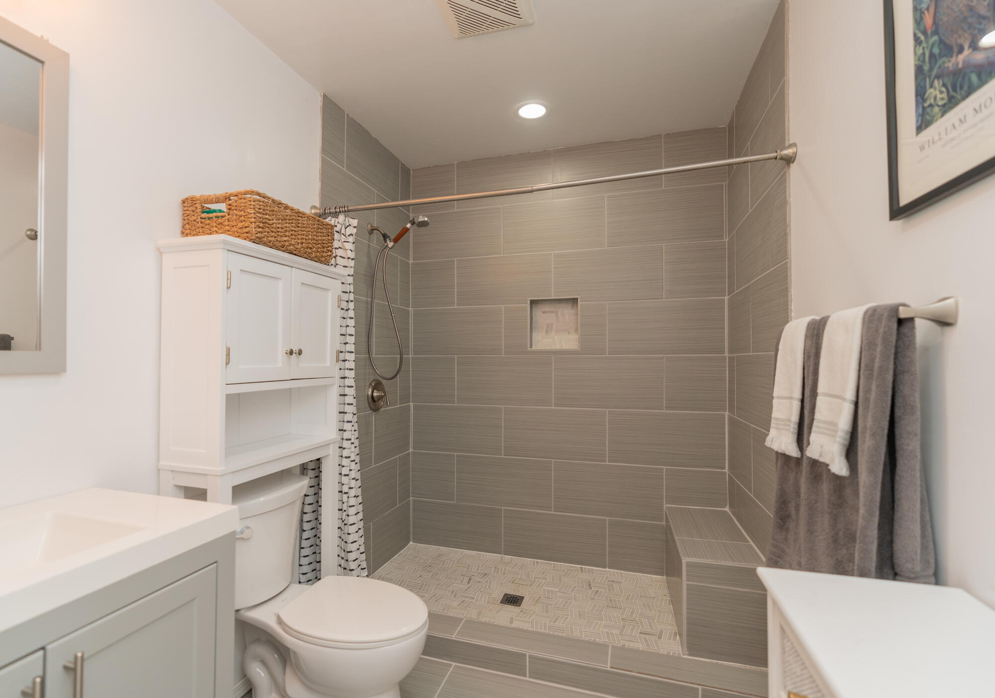 3516 Ridgevale Avenue