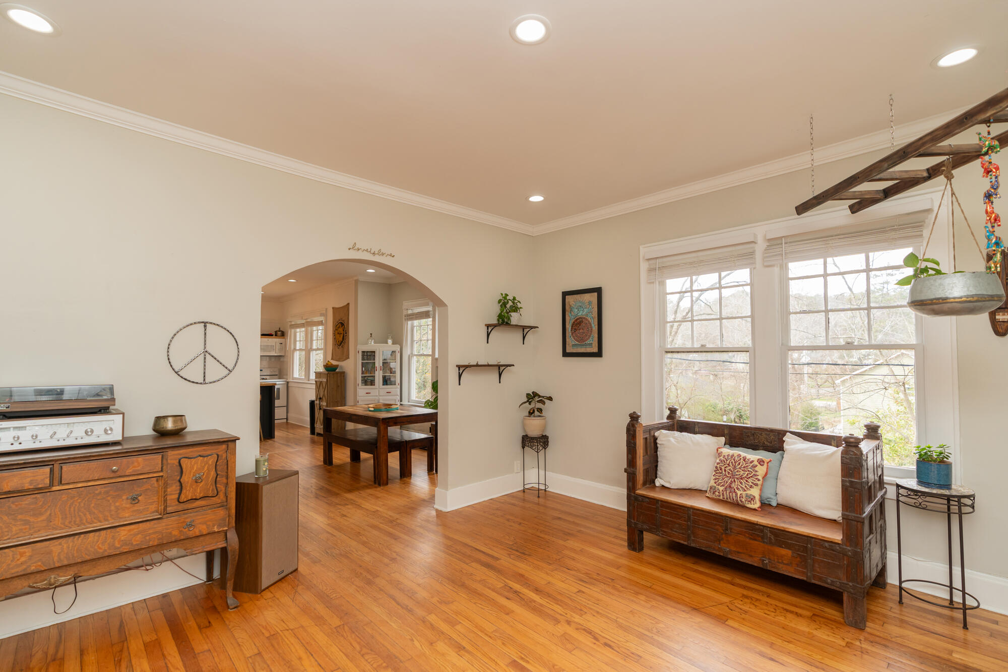 3516 Ridgevale Avenue