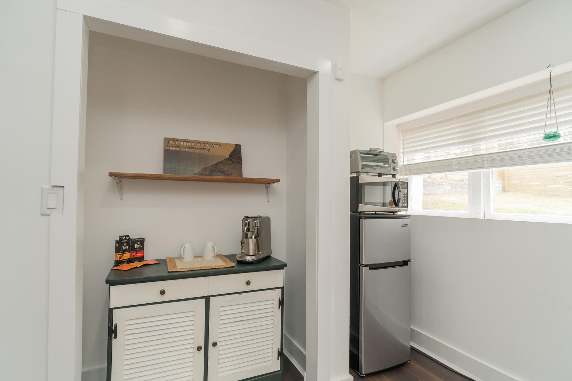 3516 Ridgevale Avenue