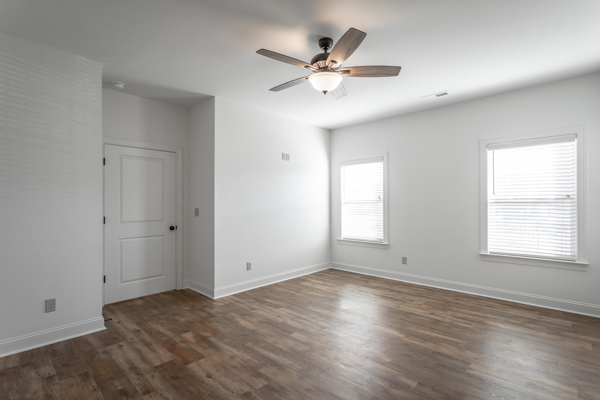 85 Brownstone Dr Drive