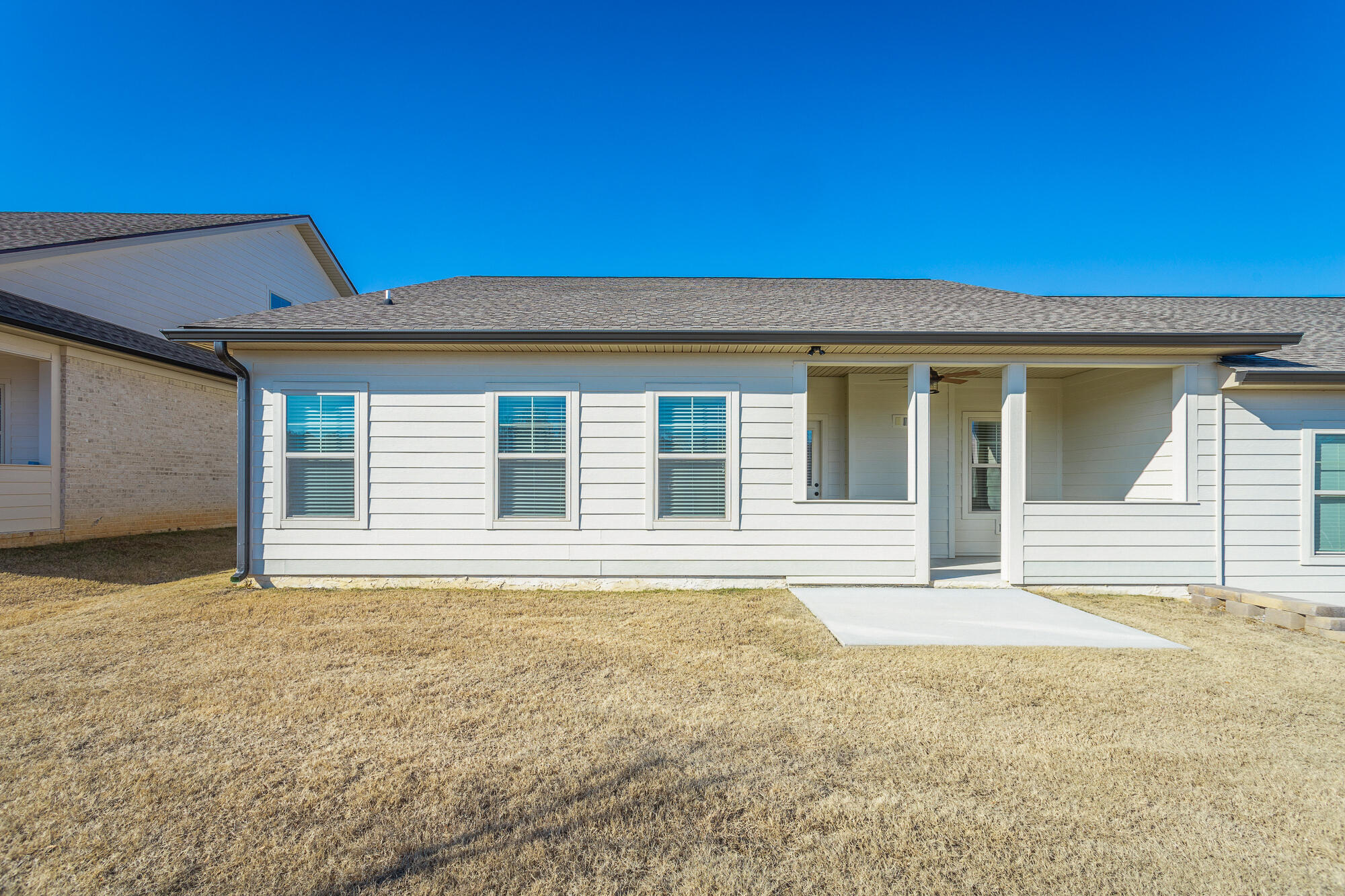 85 Brownstone Dr Drive