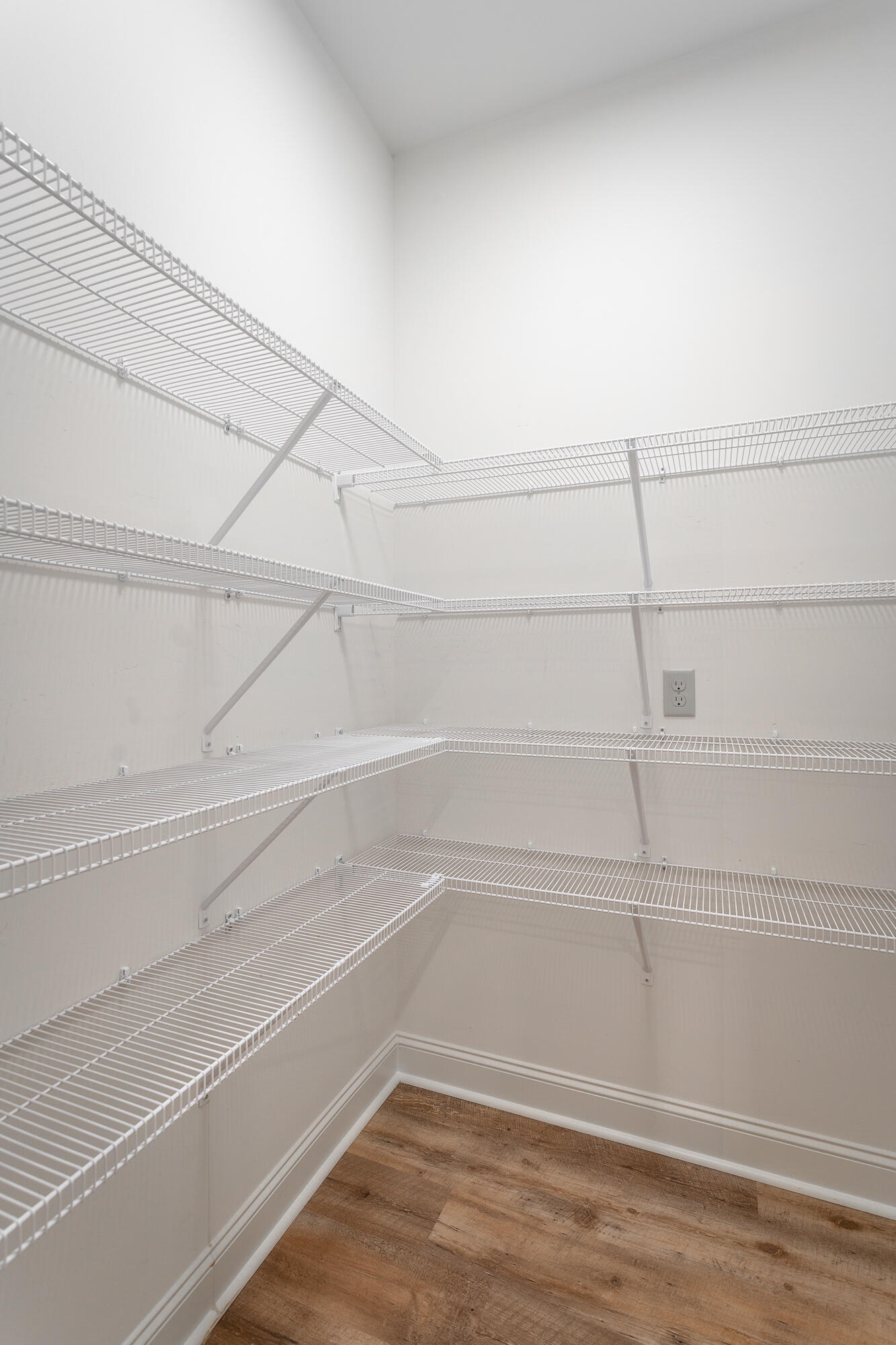 85 Brownstone Dr Drive