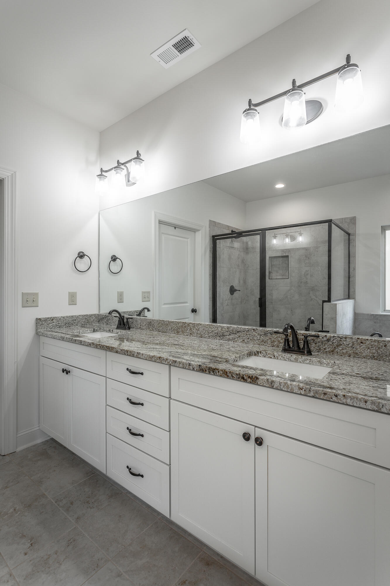 85 Brownstone Dr Drive