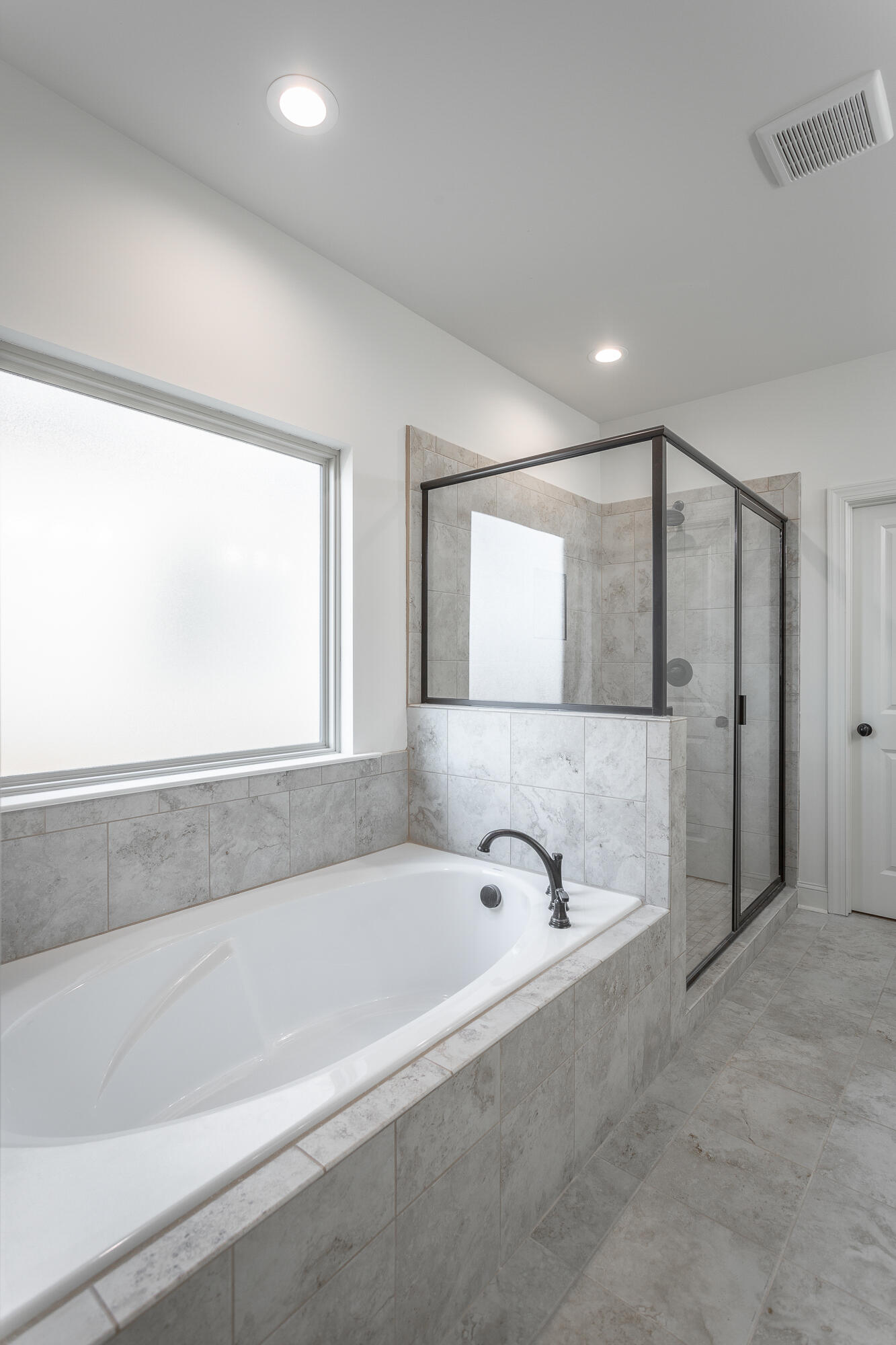 85 Brownstone Dr Drive