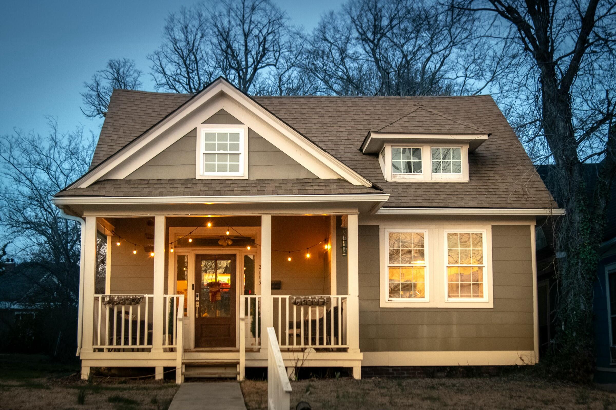 2113 Chamberlain Avenue