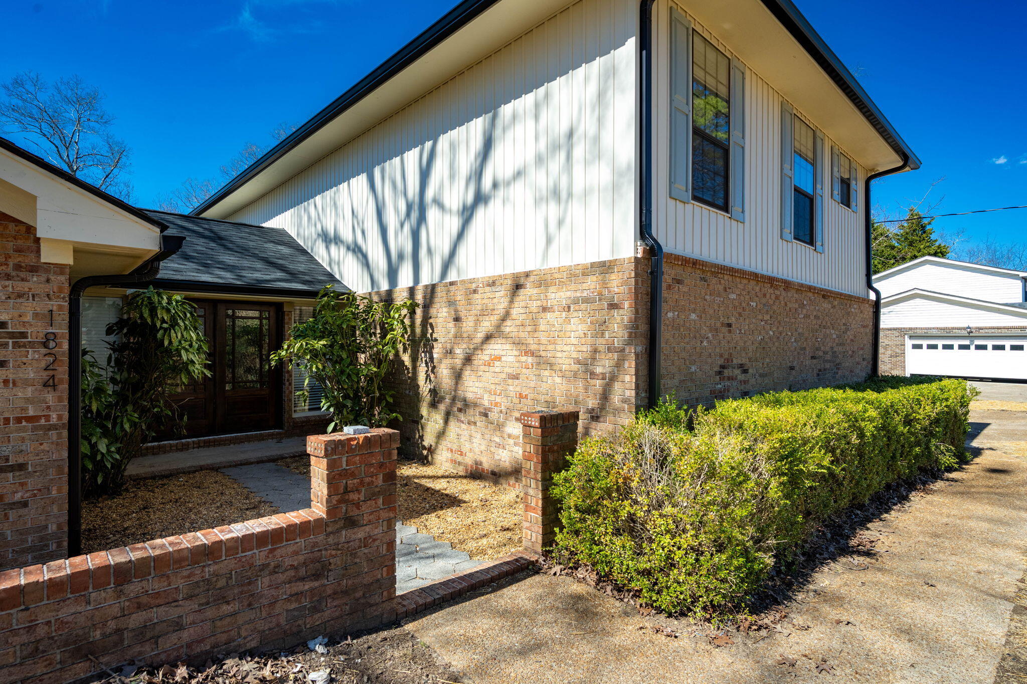 1824 Rock Bluff Road