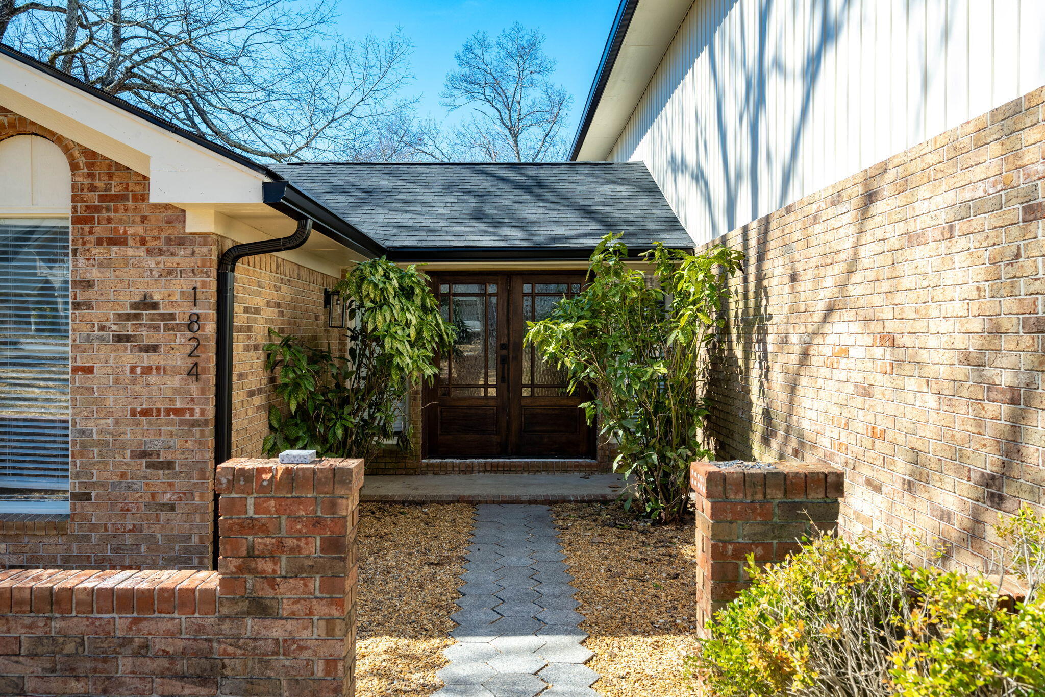 1824 Rock Bluff Road