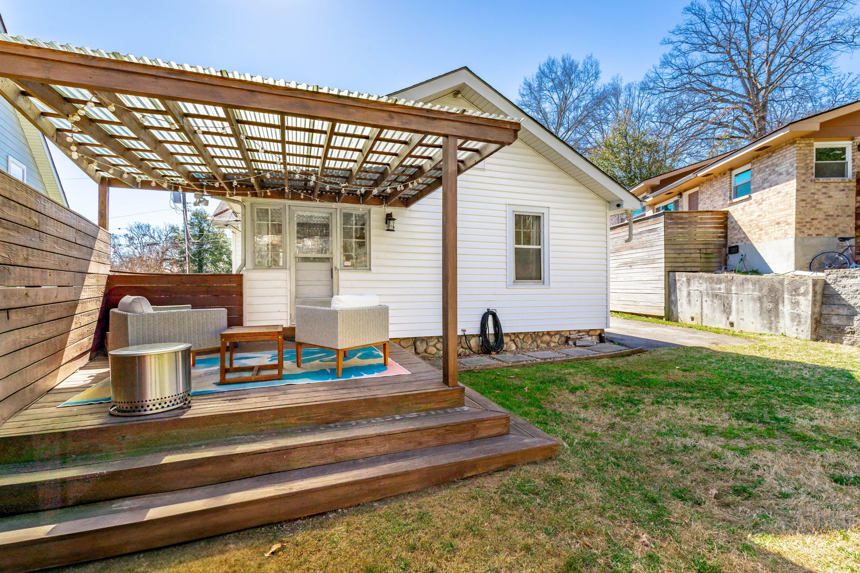 1209 Mississippi Avenue