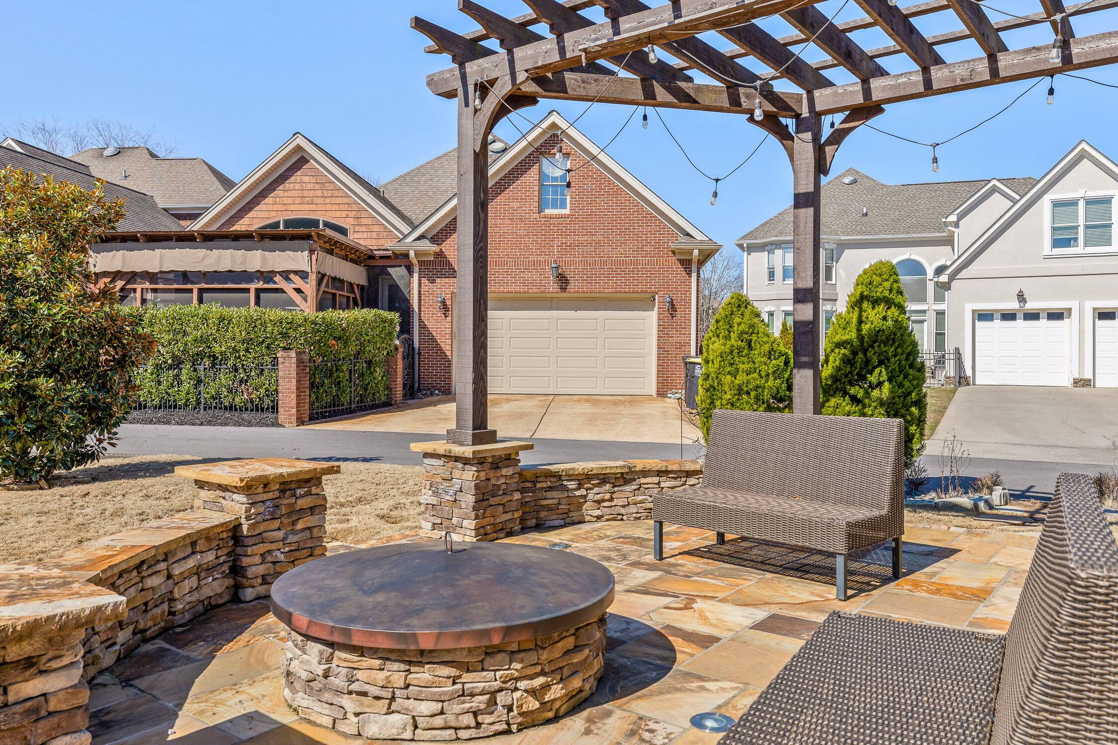 7588 Daybreak Circle