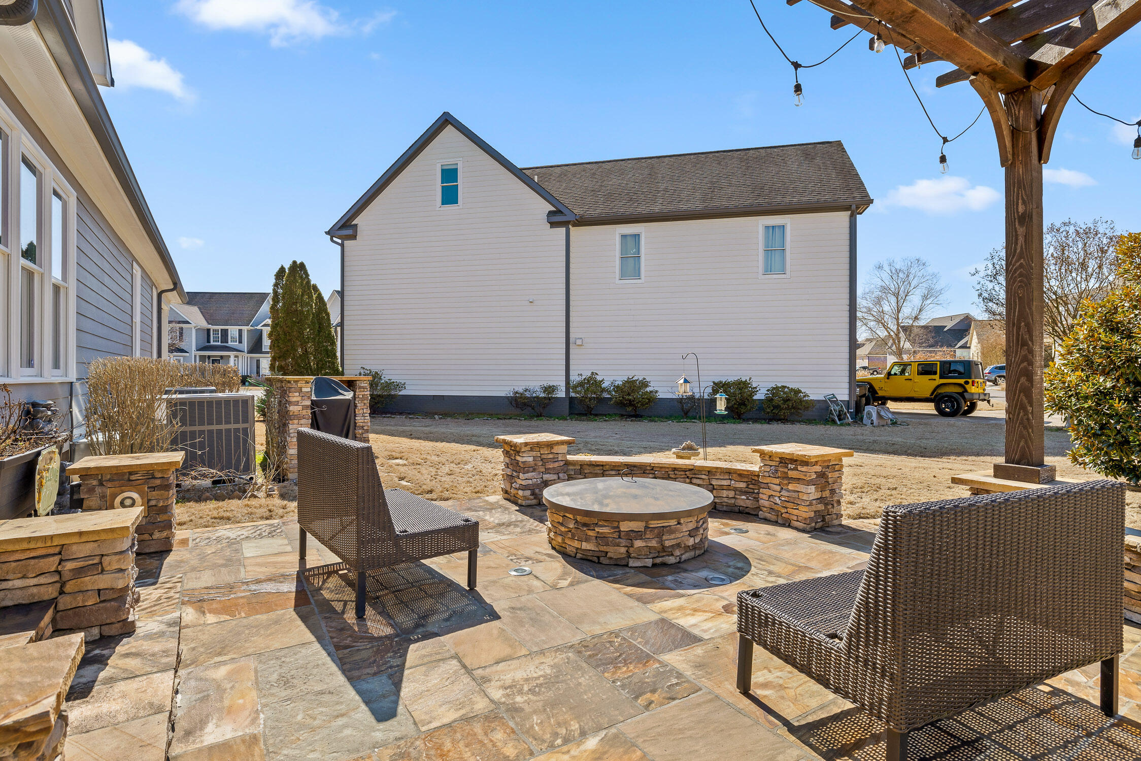 7588 Daybreak Circle