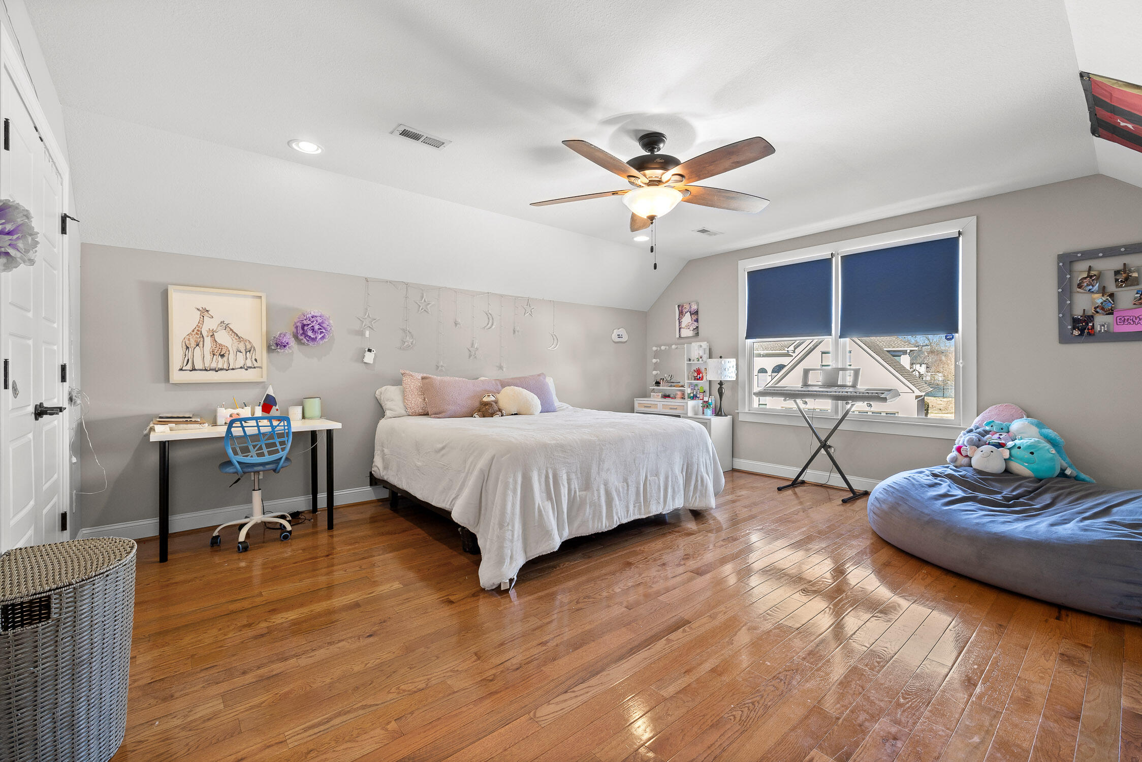 7588 Daybreak Circle