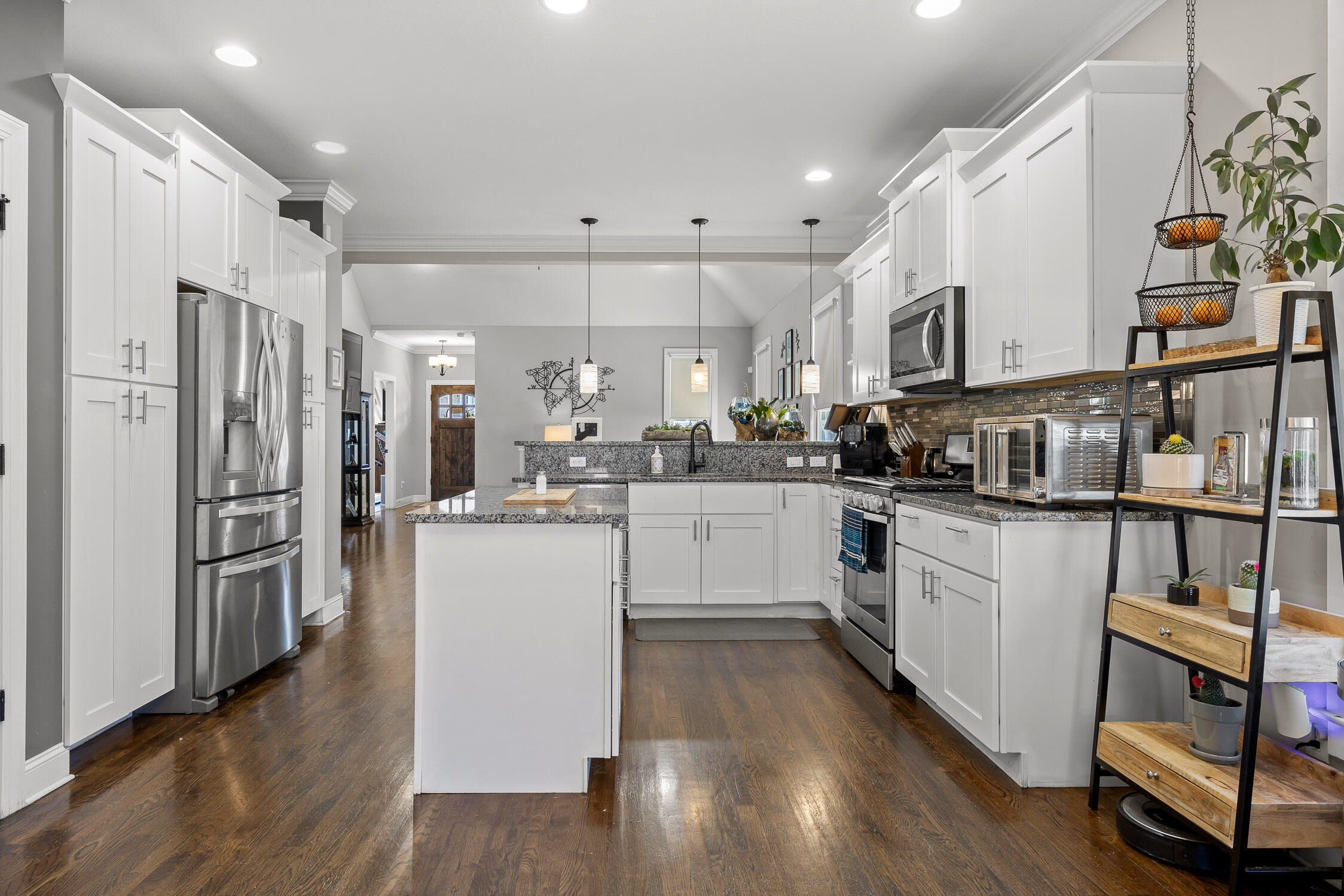 7588 Daybreak Circle