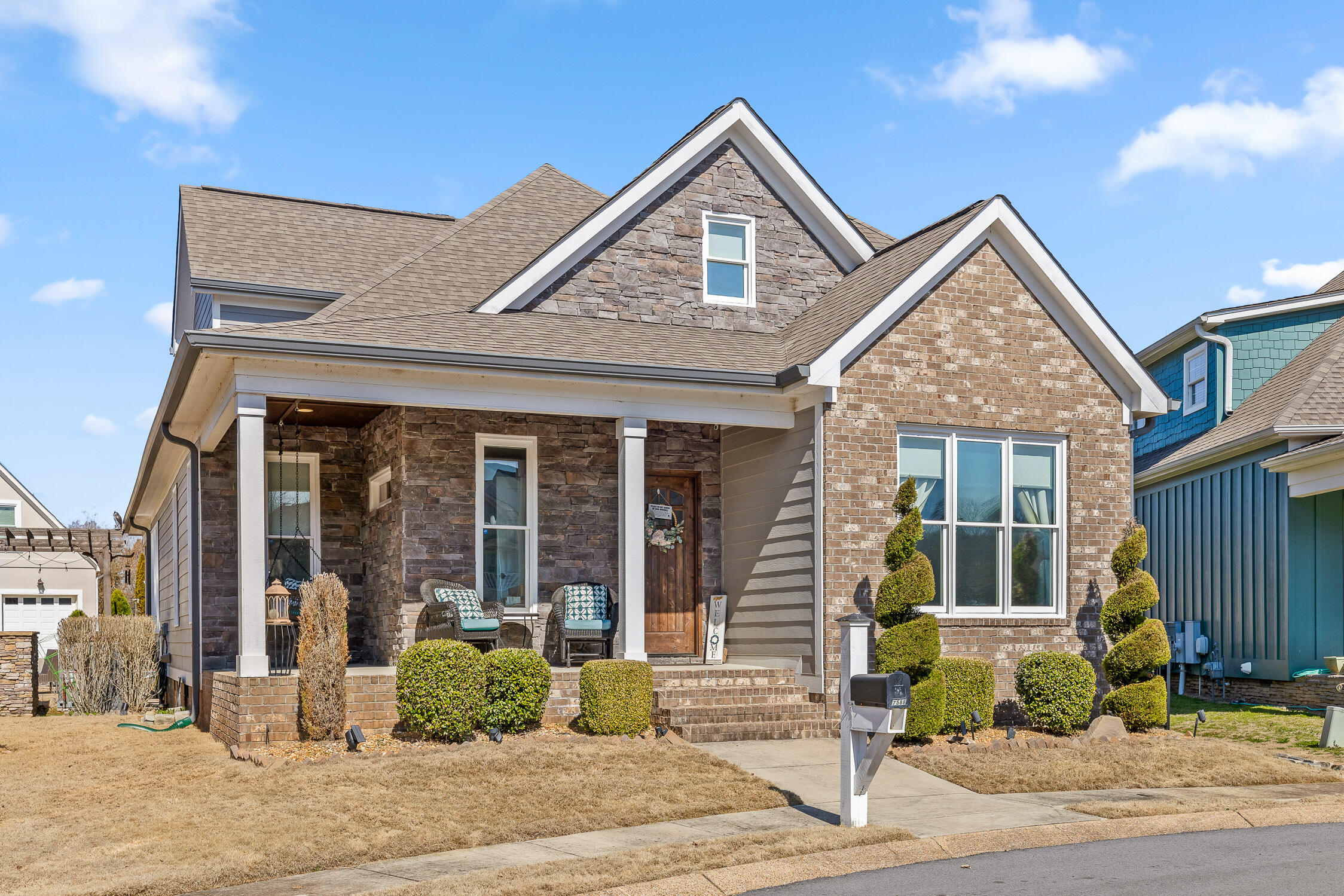 7588 Daybreak Circle