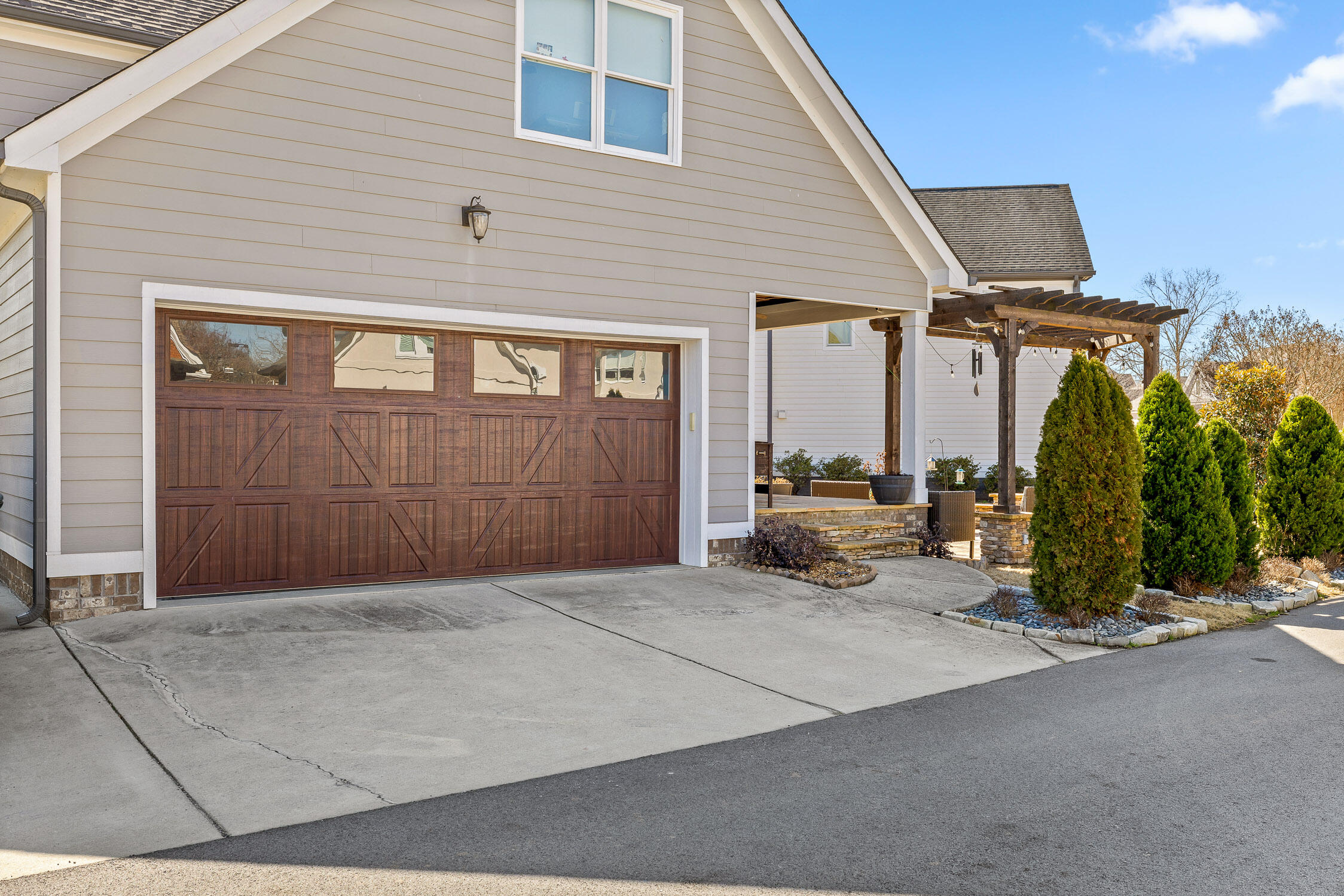 7588 Daybreak Circle