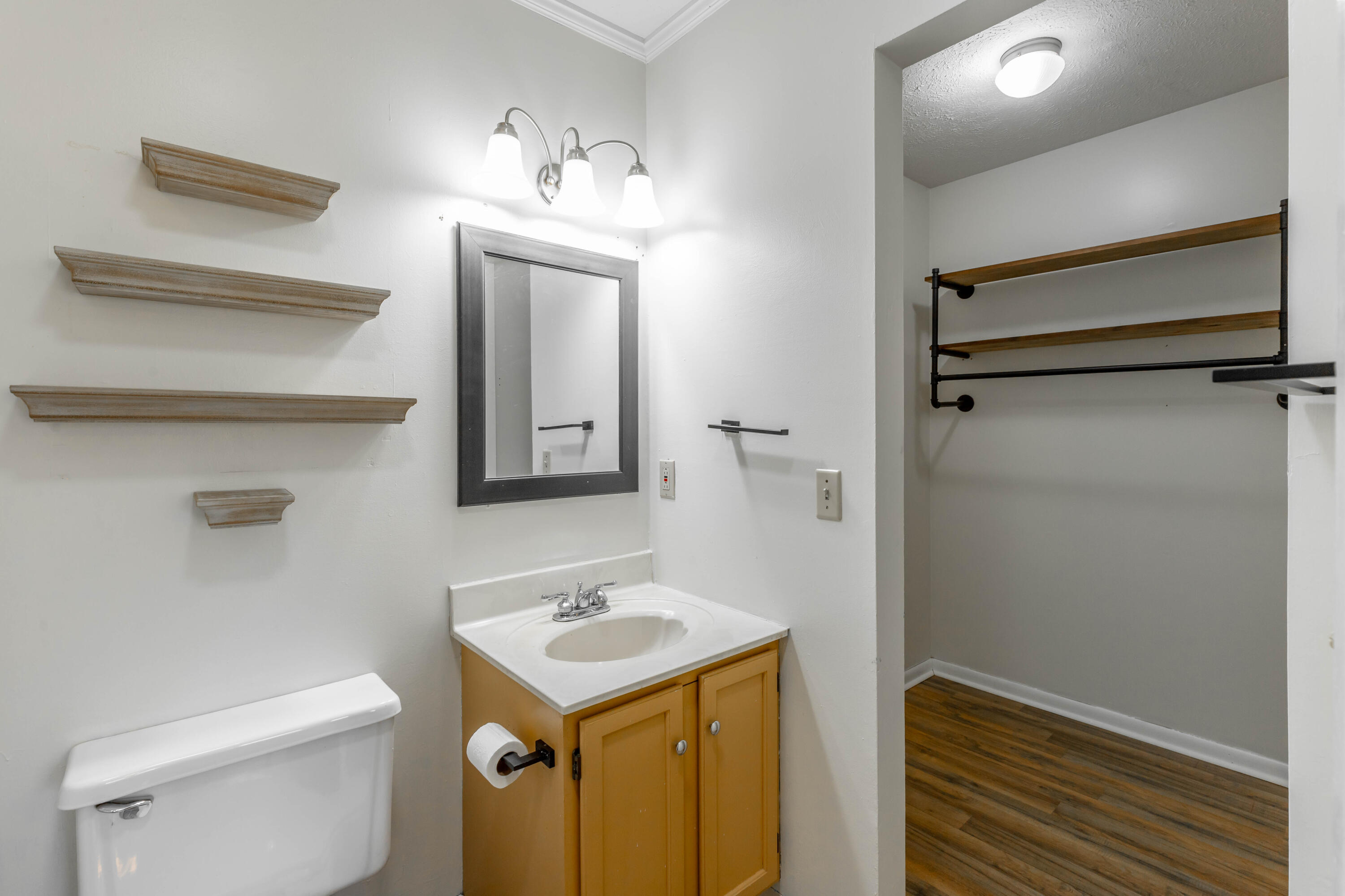 5541 Old Hunter Road