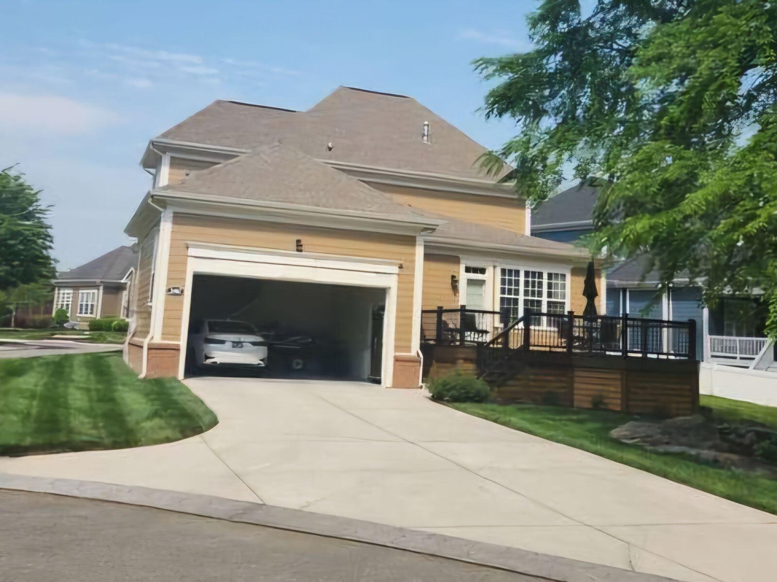 2185 Holden Farm Place