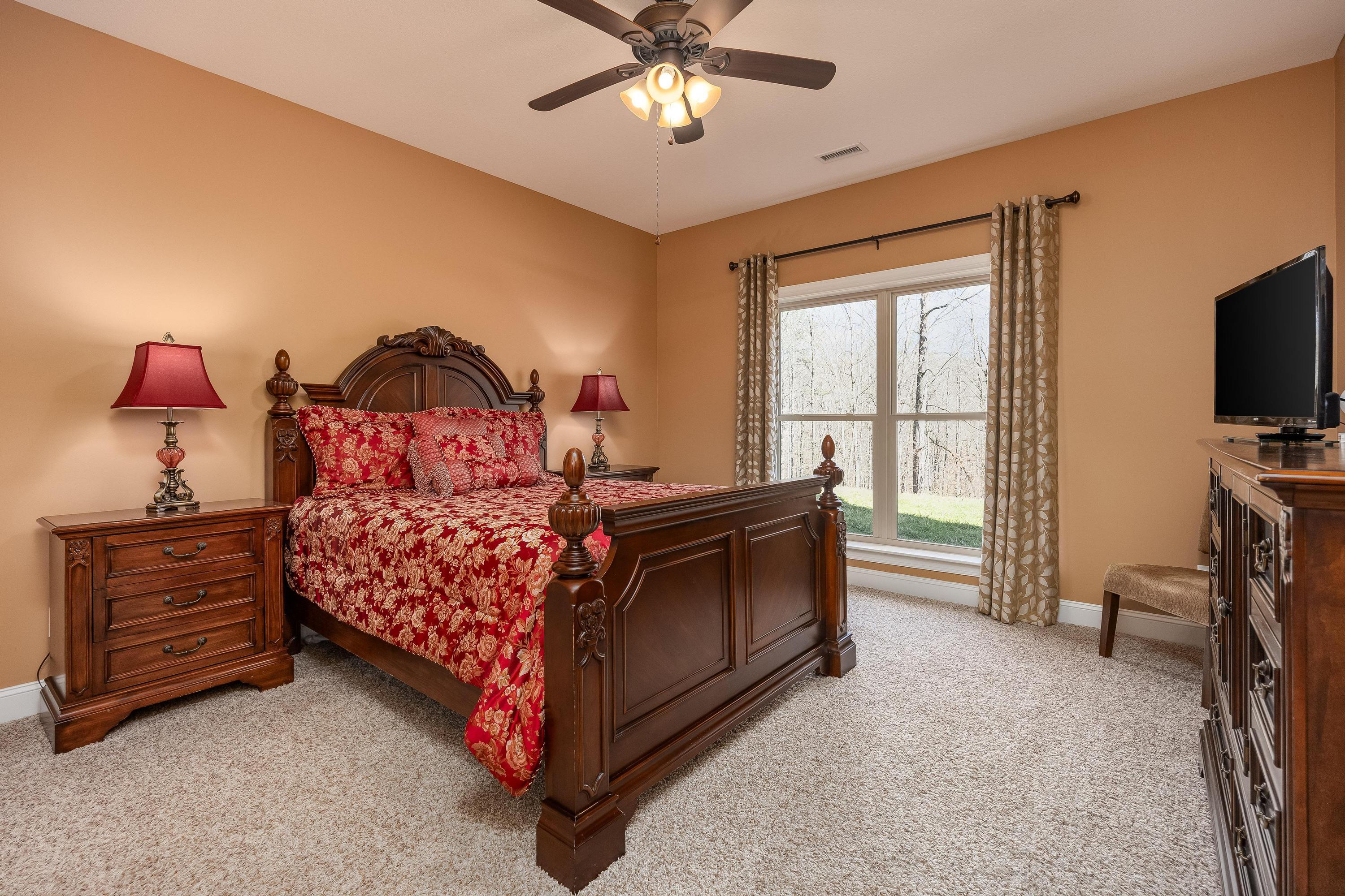 1089 Natural Way