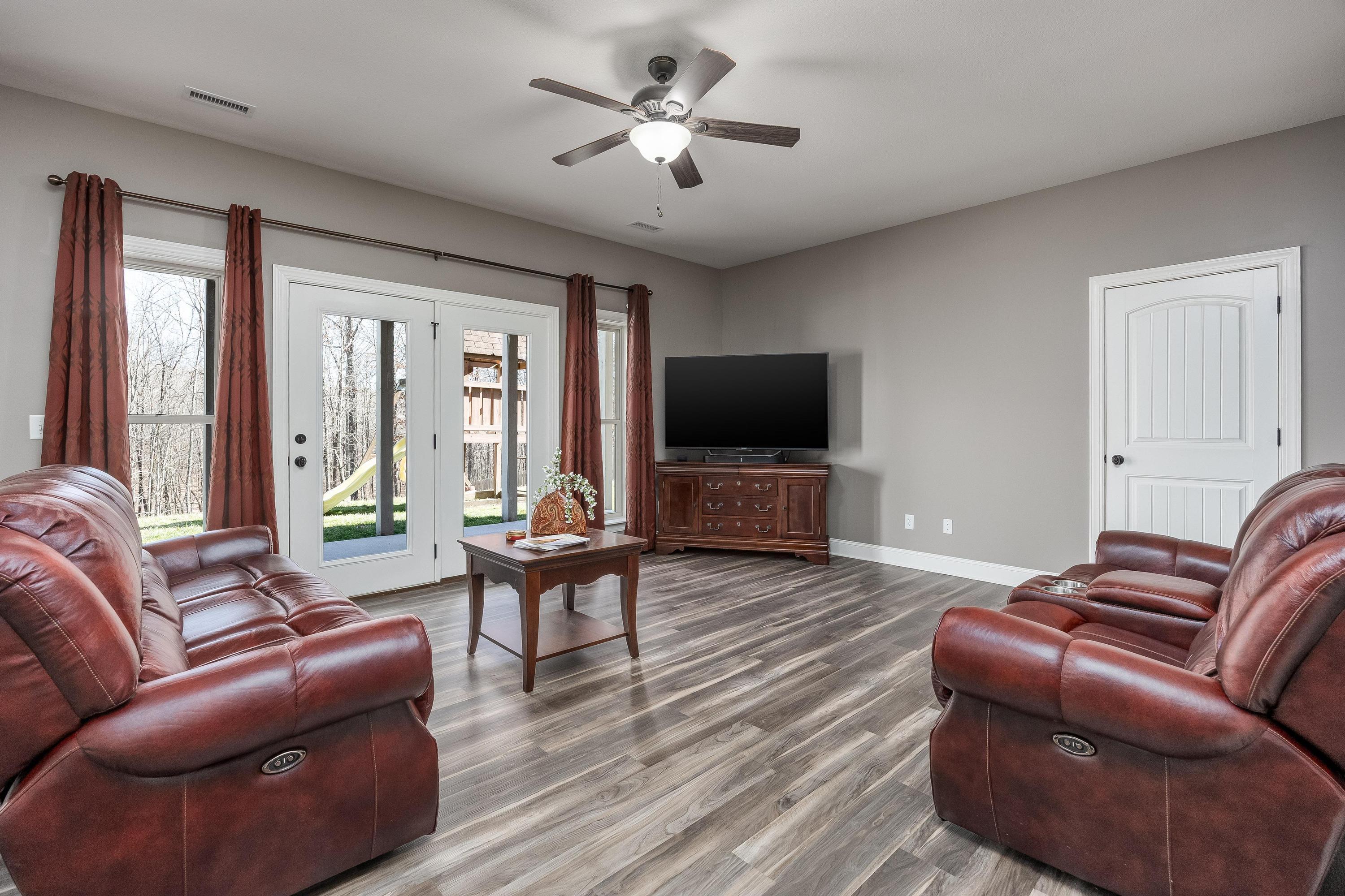 1089 Natural Way