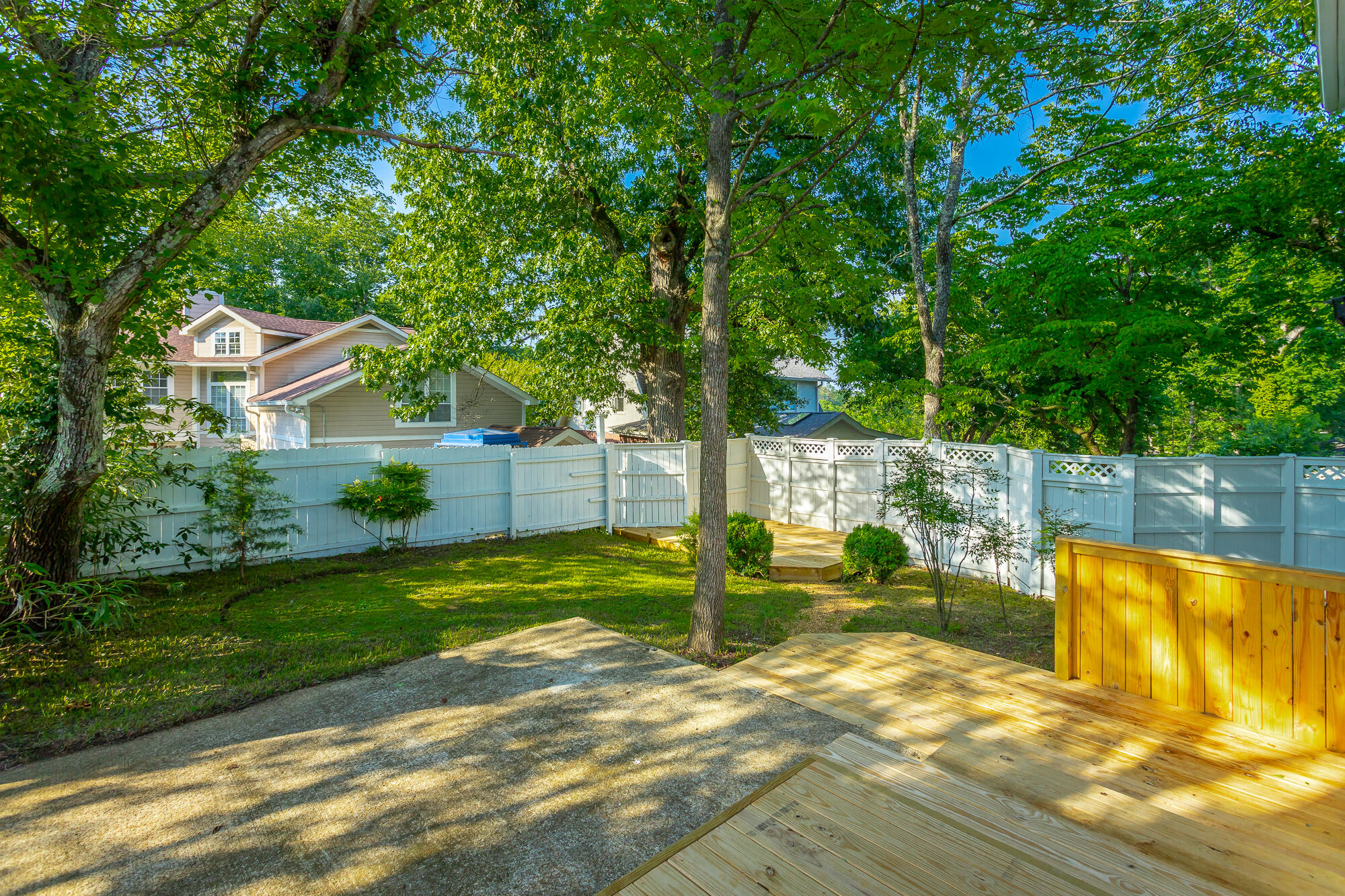 2000 Avalon Avenue