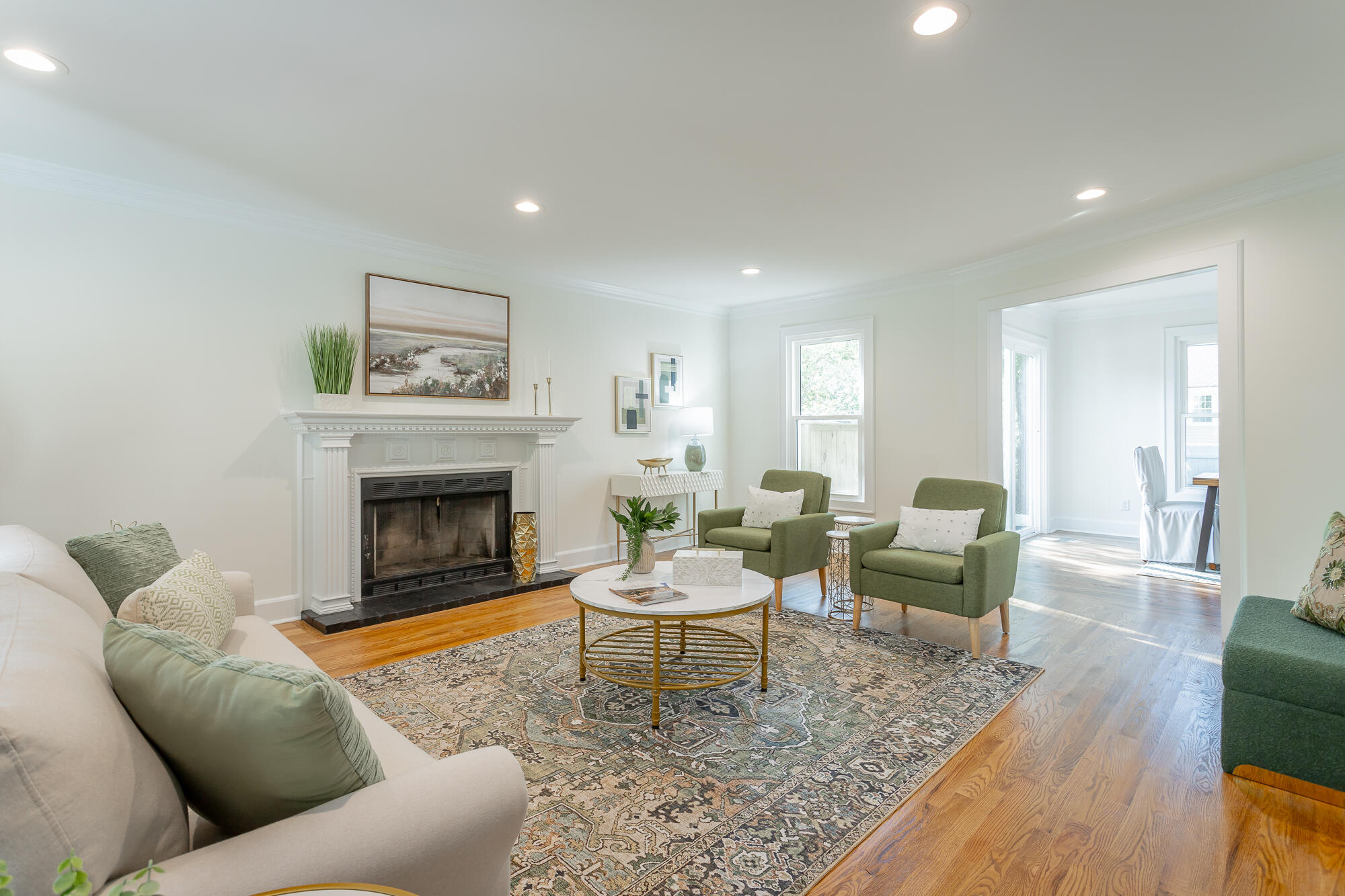2000 Avalon Avenue