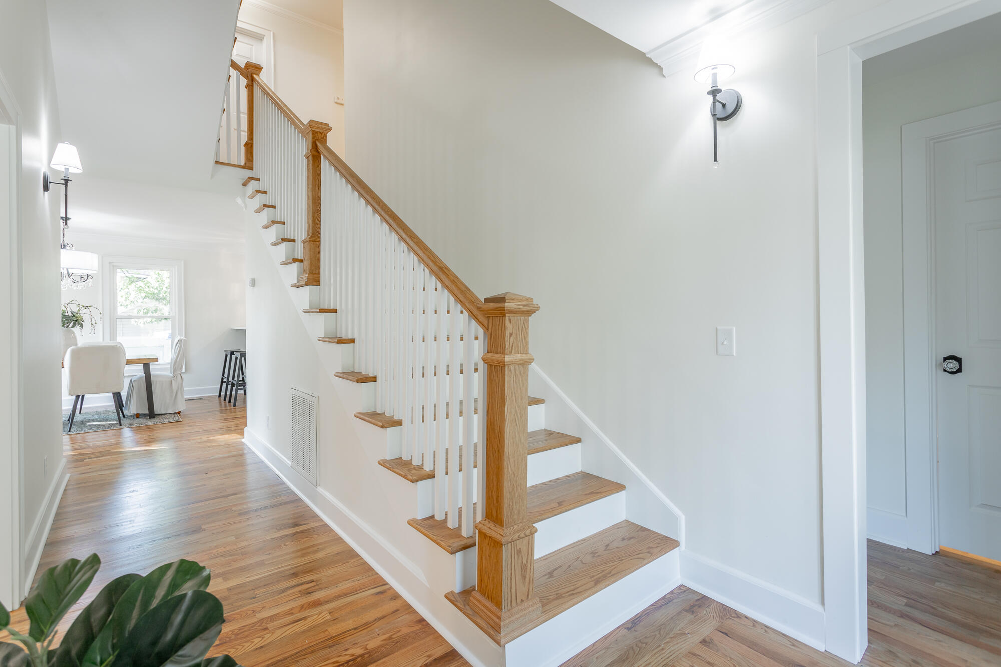2000 Avalon Avenue