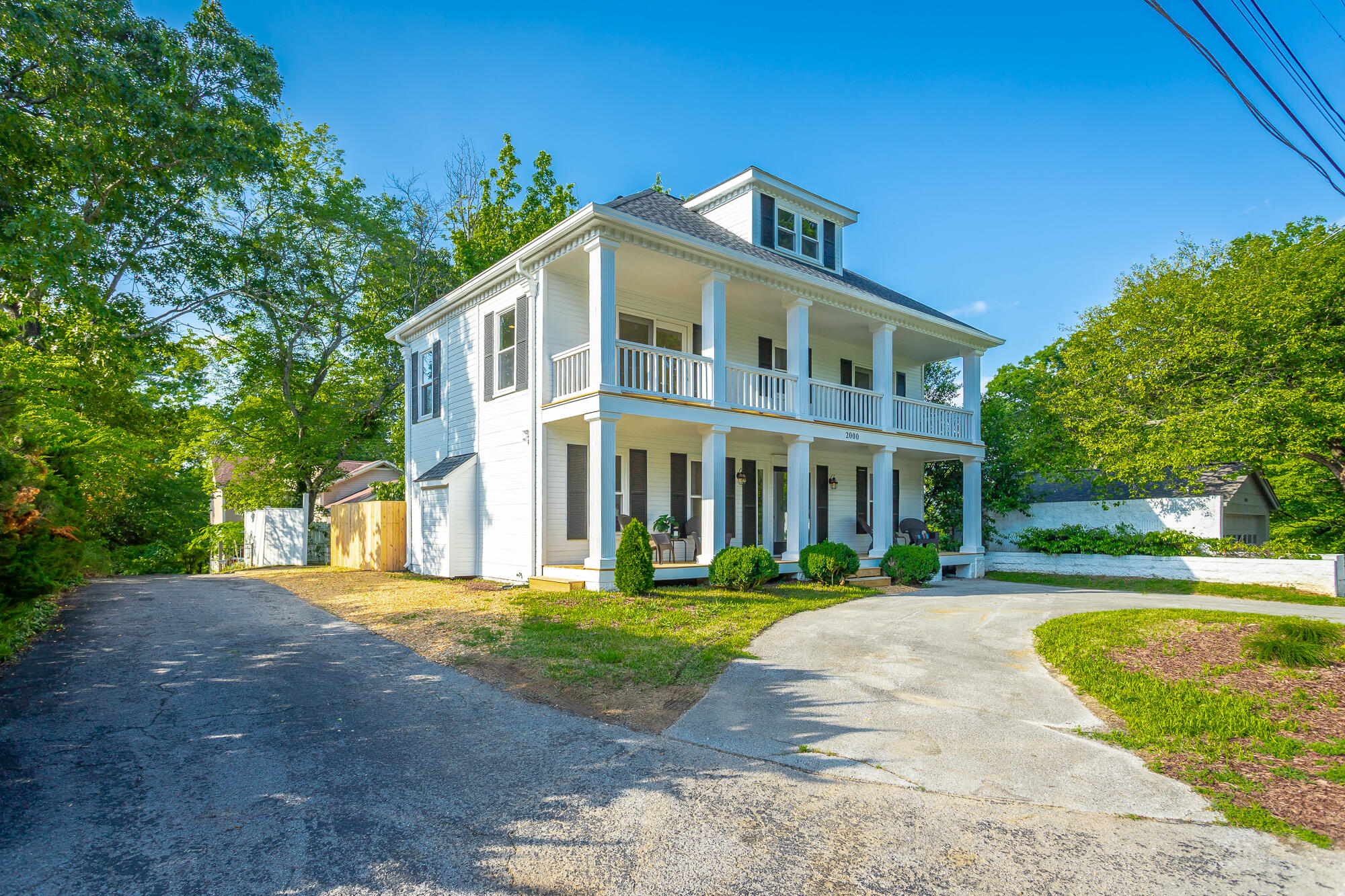 2000 Avalon Avenue