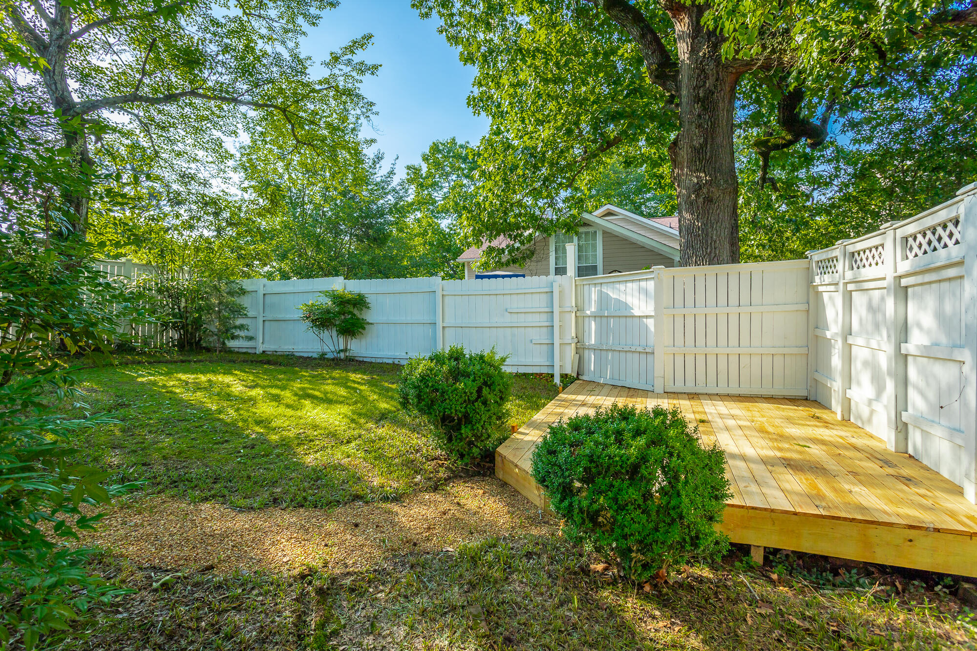 2000 Avalon Avenue