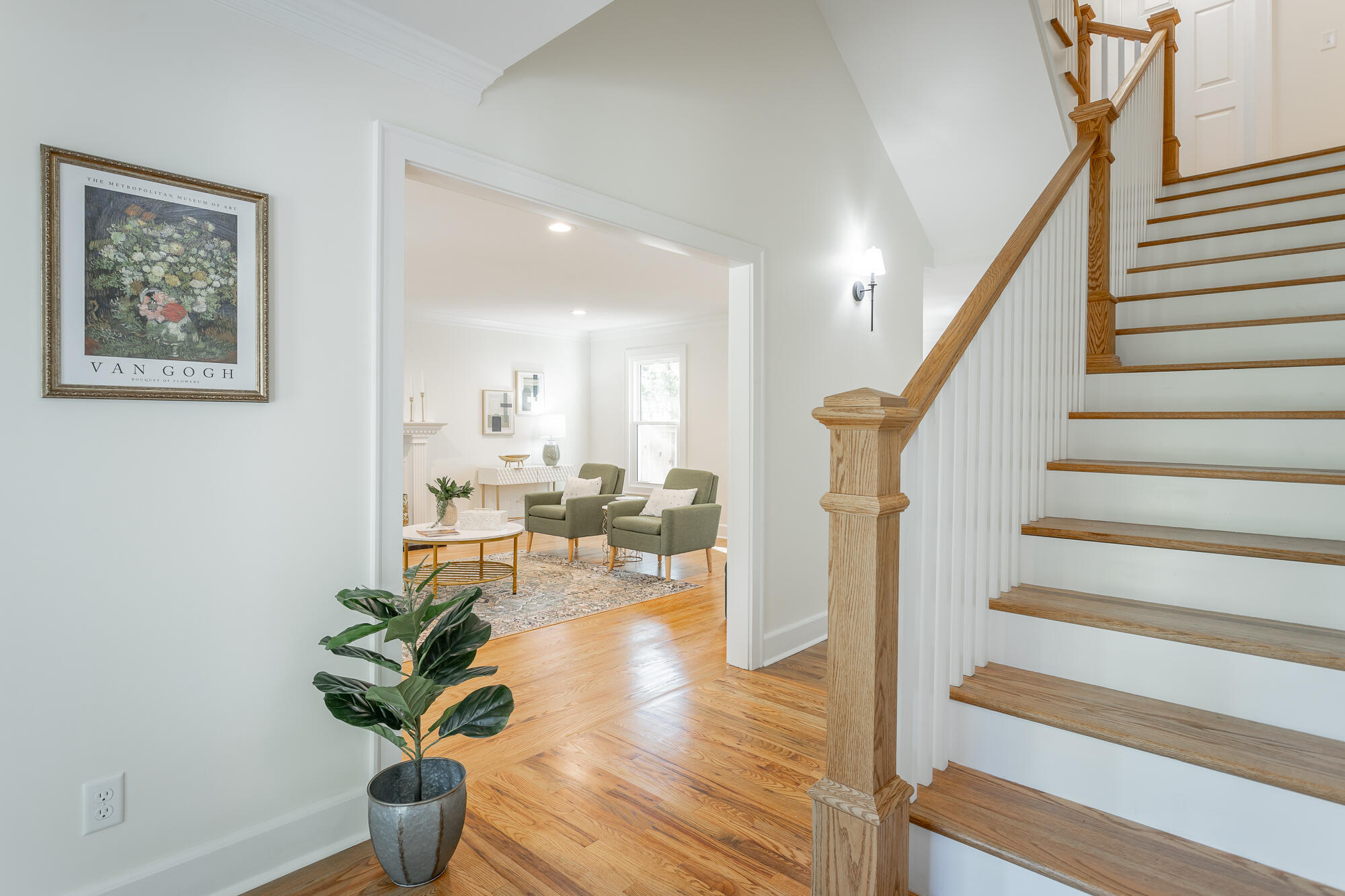 2000 Avalon Avenue