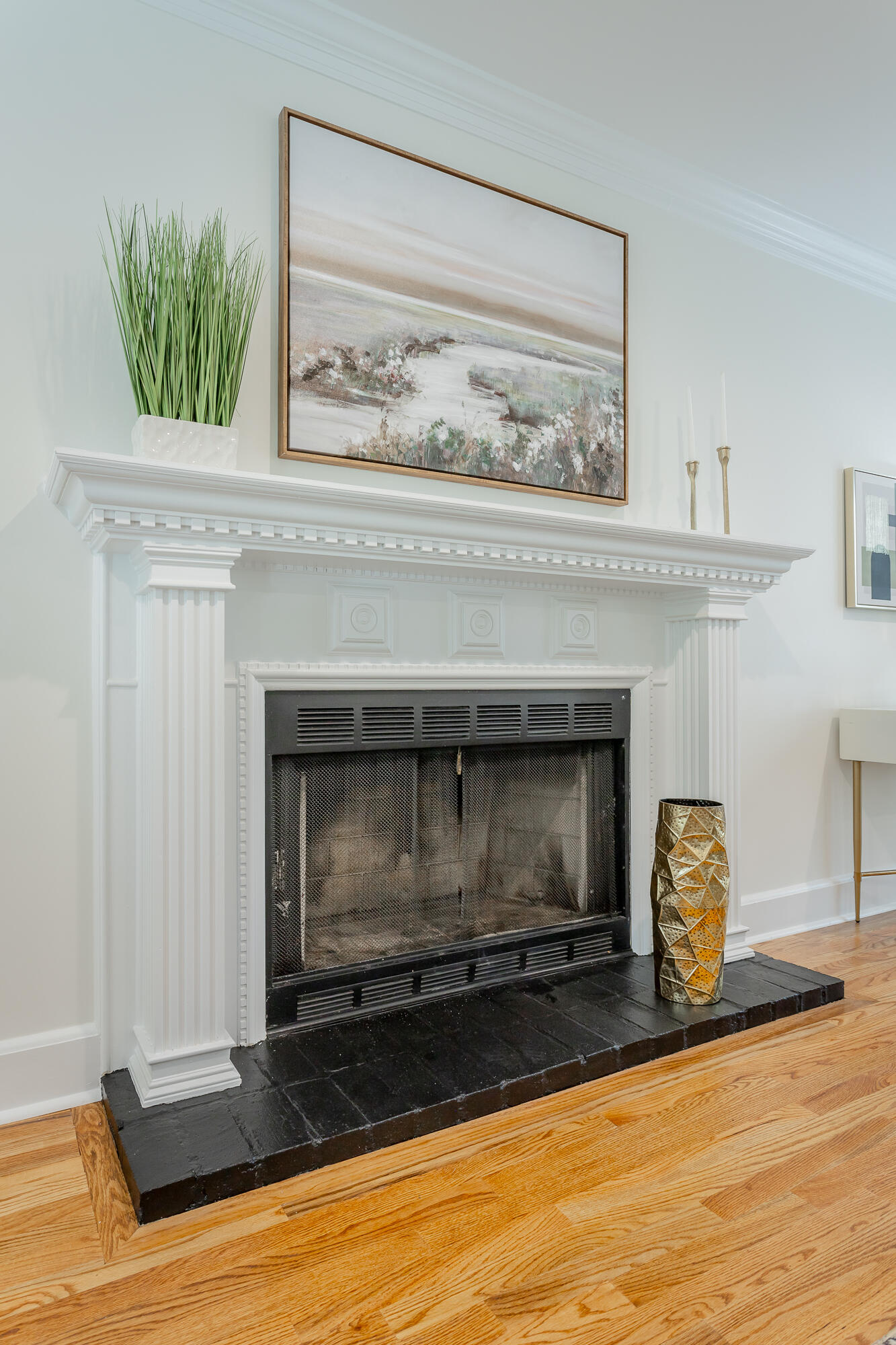 2000 Avalon Avenue
