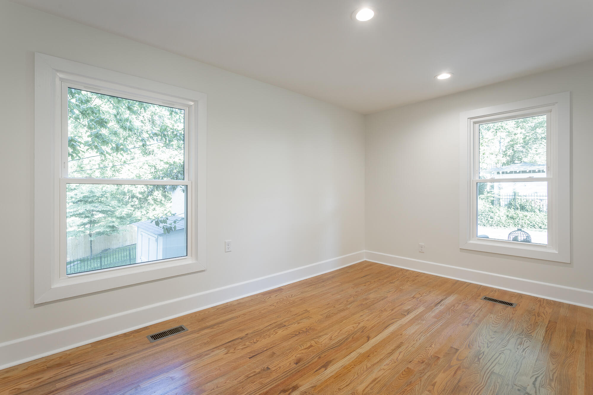 2000 Avalon Avenue