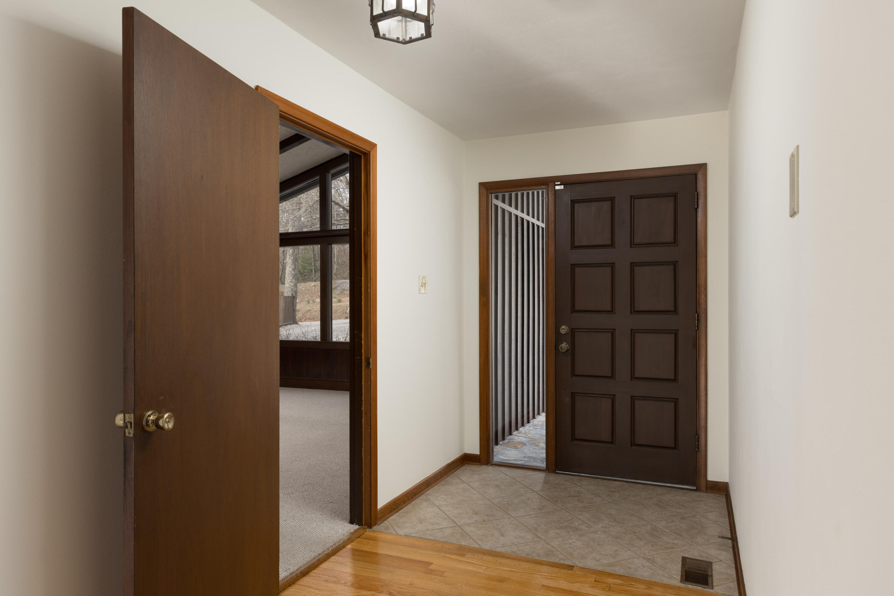 2204 Fairmount Pike